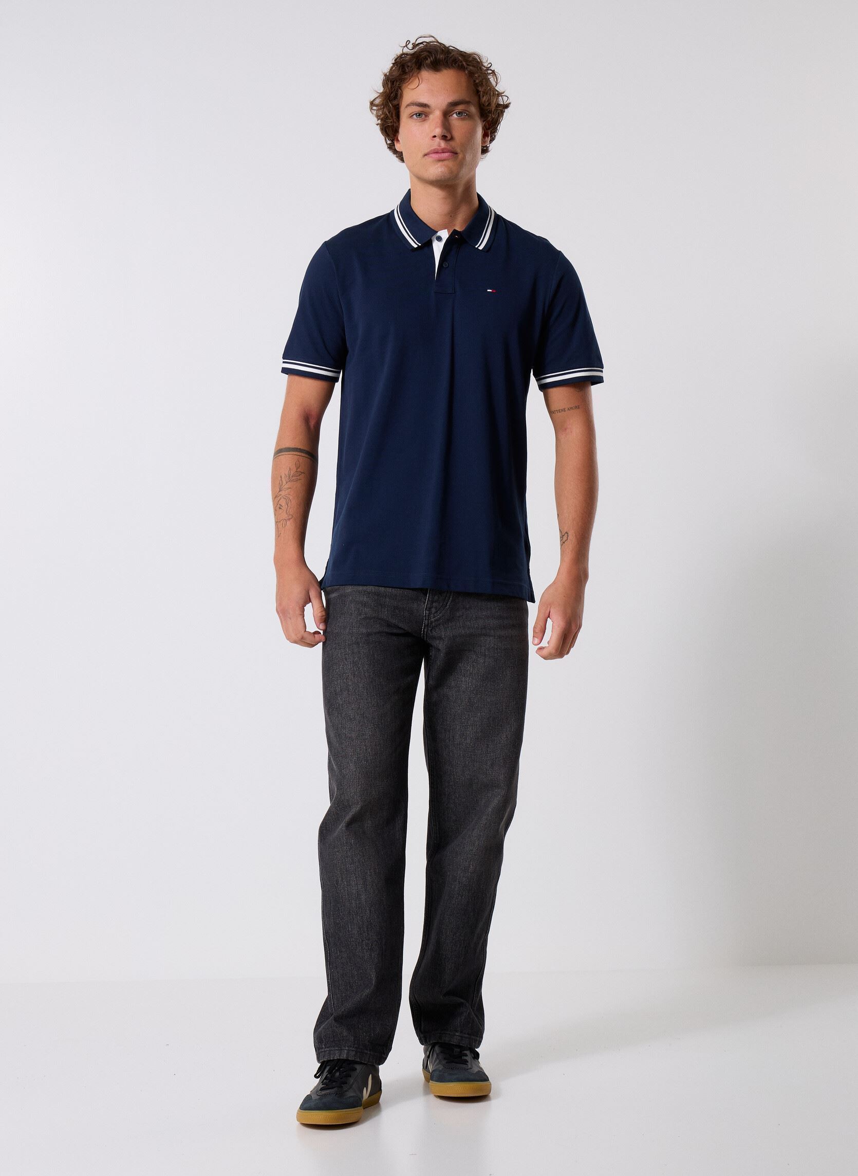 Polos manches courtes TJM REG TIPPED POLO homme bleu Tommy Jeans Polos manches courtes TJM REG TIPPED POLO homme bleu DARK NIGHT NAVY