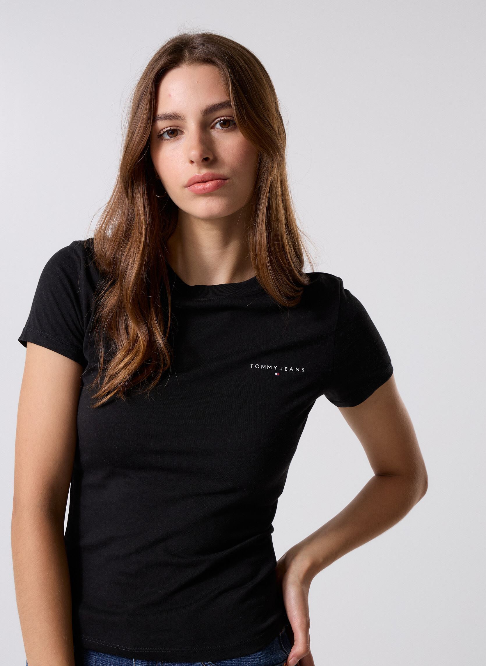 Vêtements Tommy Jeans TJW SLIM LINEAR SS T pour Accessoires - vue 3