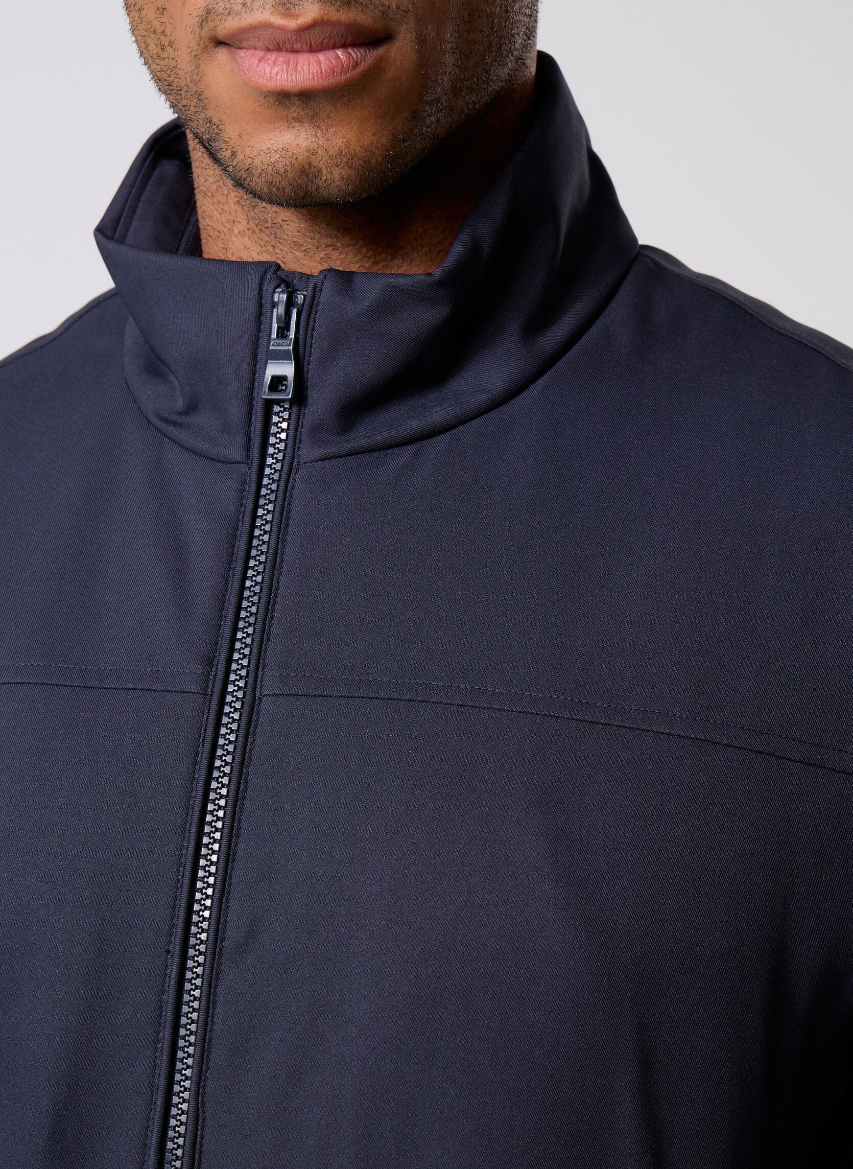 Abrigos clásicos M VINCIT BOMBER hombre azul Geox Abrigos clásicos M VINCIT BOMBER hombre azul SKY CAPTAIN