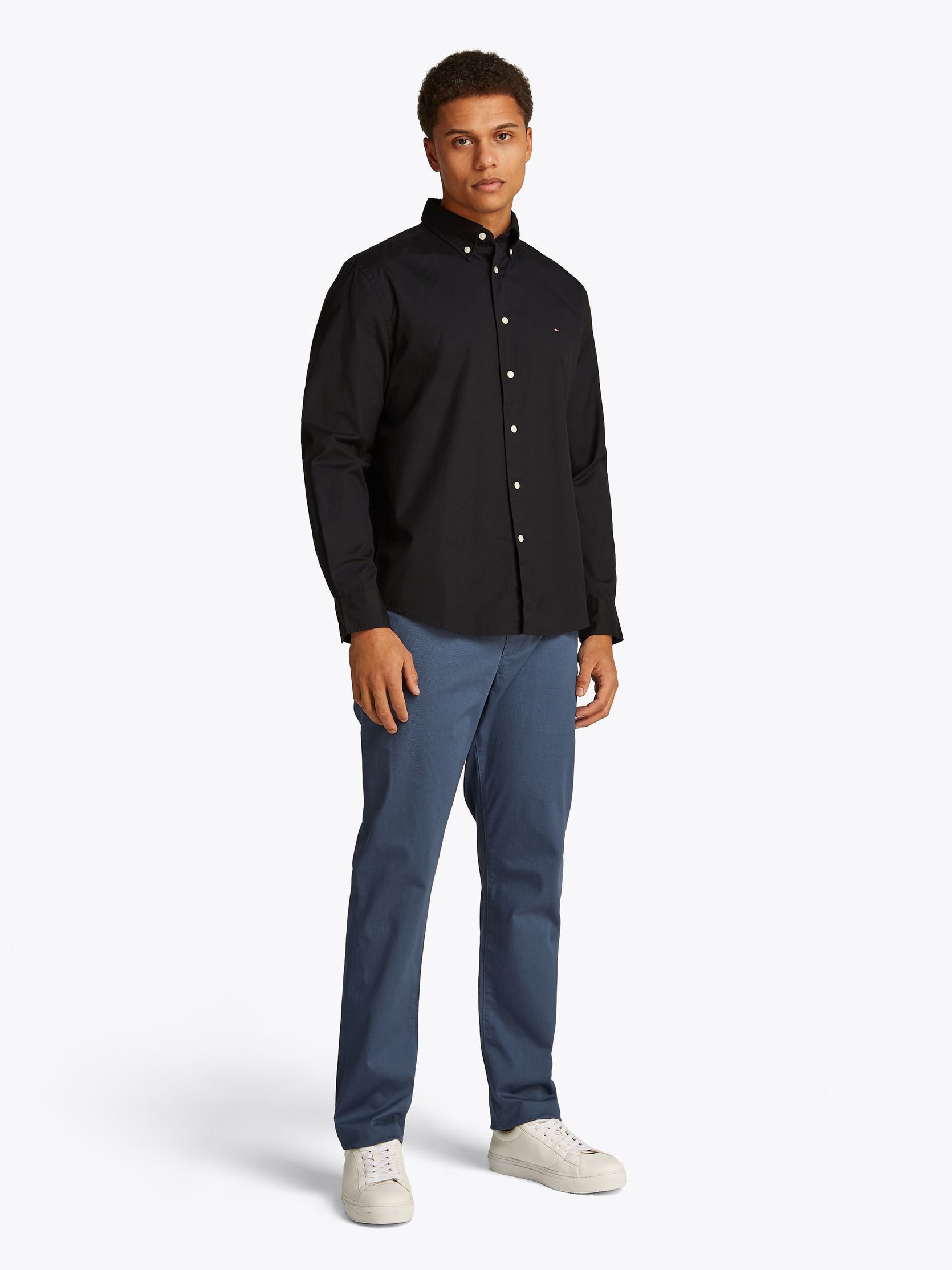 Hemden Core Flex Poplin Sol heren zwart Tommy Hilfiger Hemden Core Flex Poplin Sol heren zwart BLACK