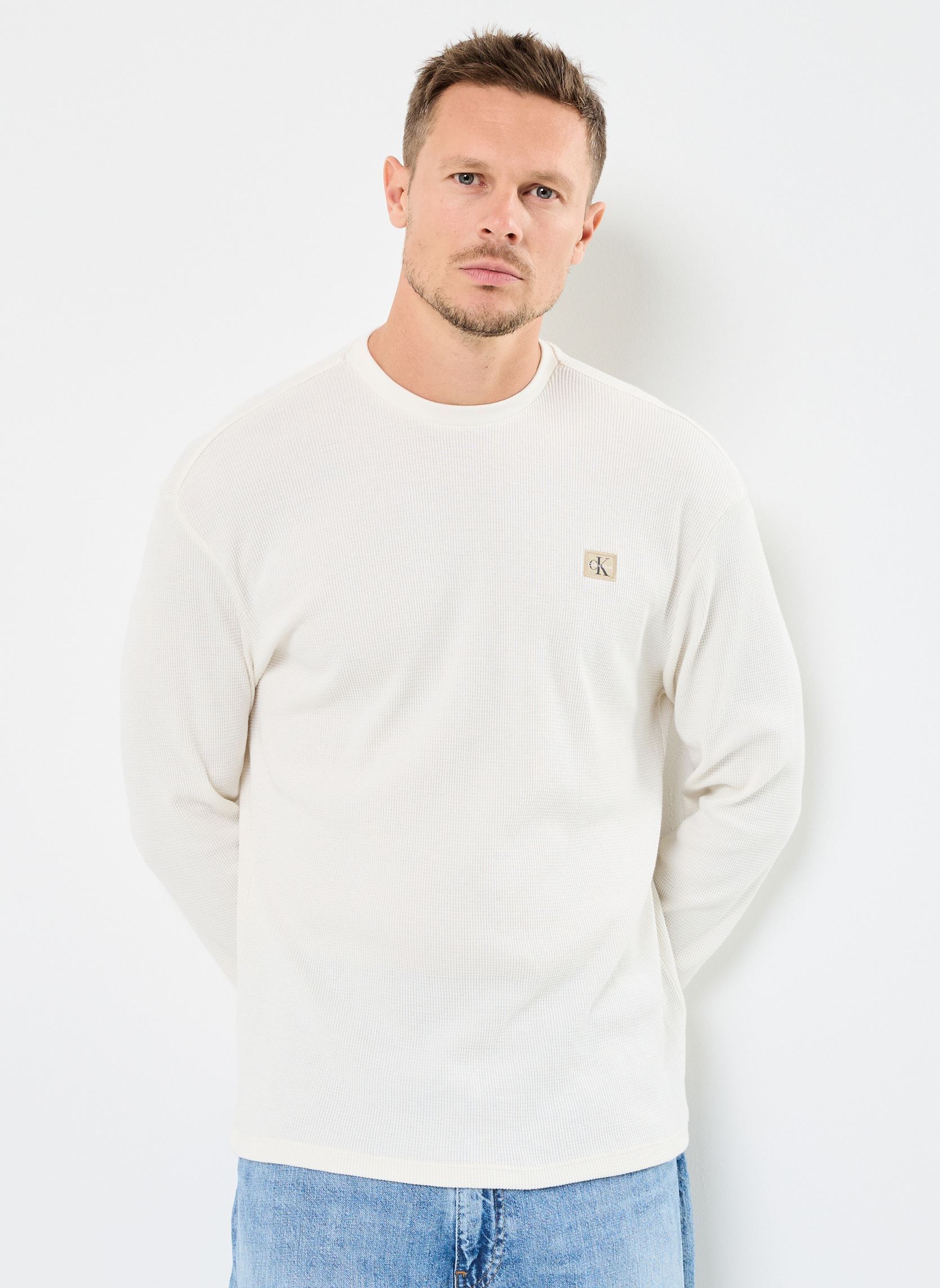 Vêtements Calvin Klein Jeans Ls Waffle Badge Crew LV040EM217 pour Accessoires
