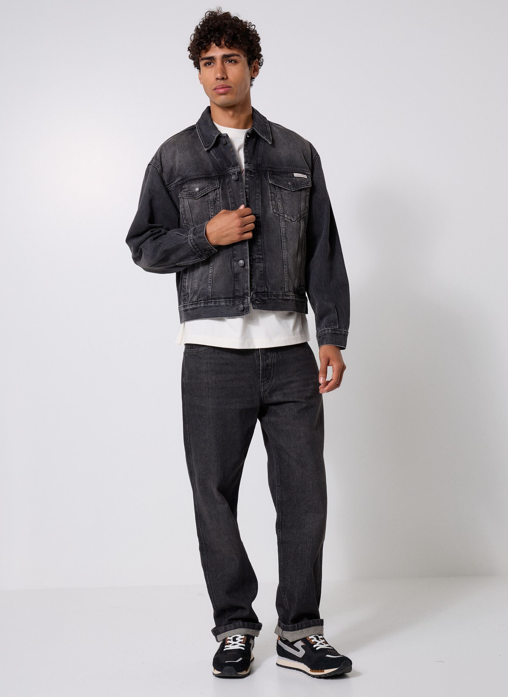 Blousons 90S Black Fog Trucke LV04RB796G homme gris Calvin Klein Jeans Blousons 90S Black Fog Trucke LV04RB796G homme gris BLACK FOG