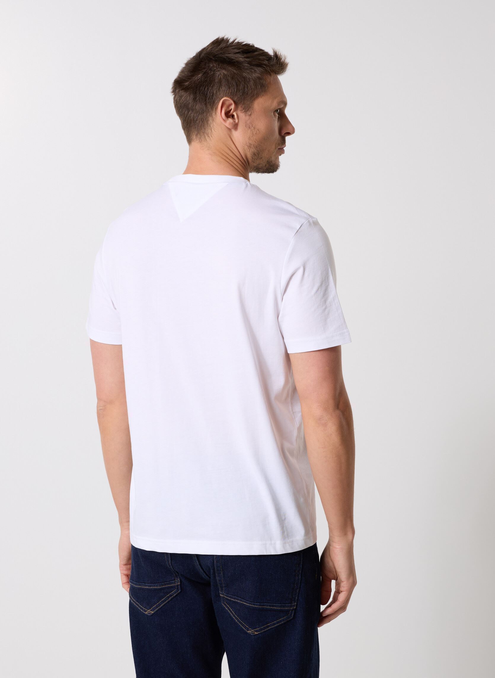 Tee-shirts manches courtes Hilfiger Stack Tee MW0MW39355YBR homme blanc Tommy Hilfiger Tee-shirts manches courtes Hilfiger Stack Tee MW0MW39355YBR homme blanc WHITE
