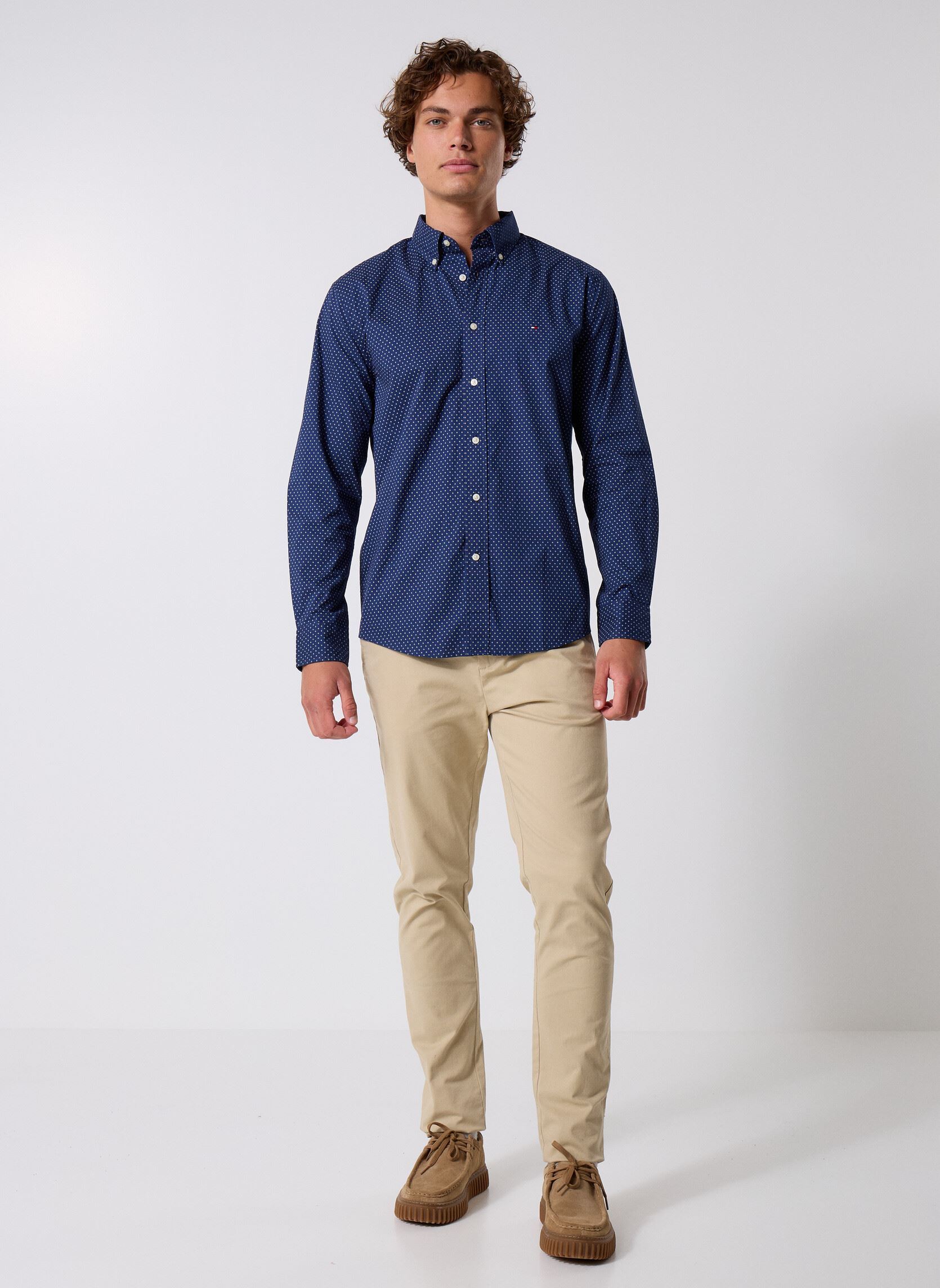 Camicie Flex Poplin Fake Sol MW0MW394370GY uomo blu Tommy Hilfiger Camicie Flex Poplin Fake Sol MW0MW394370GY uomo blu PREPPY NAVY / NEWSPRINT