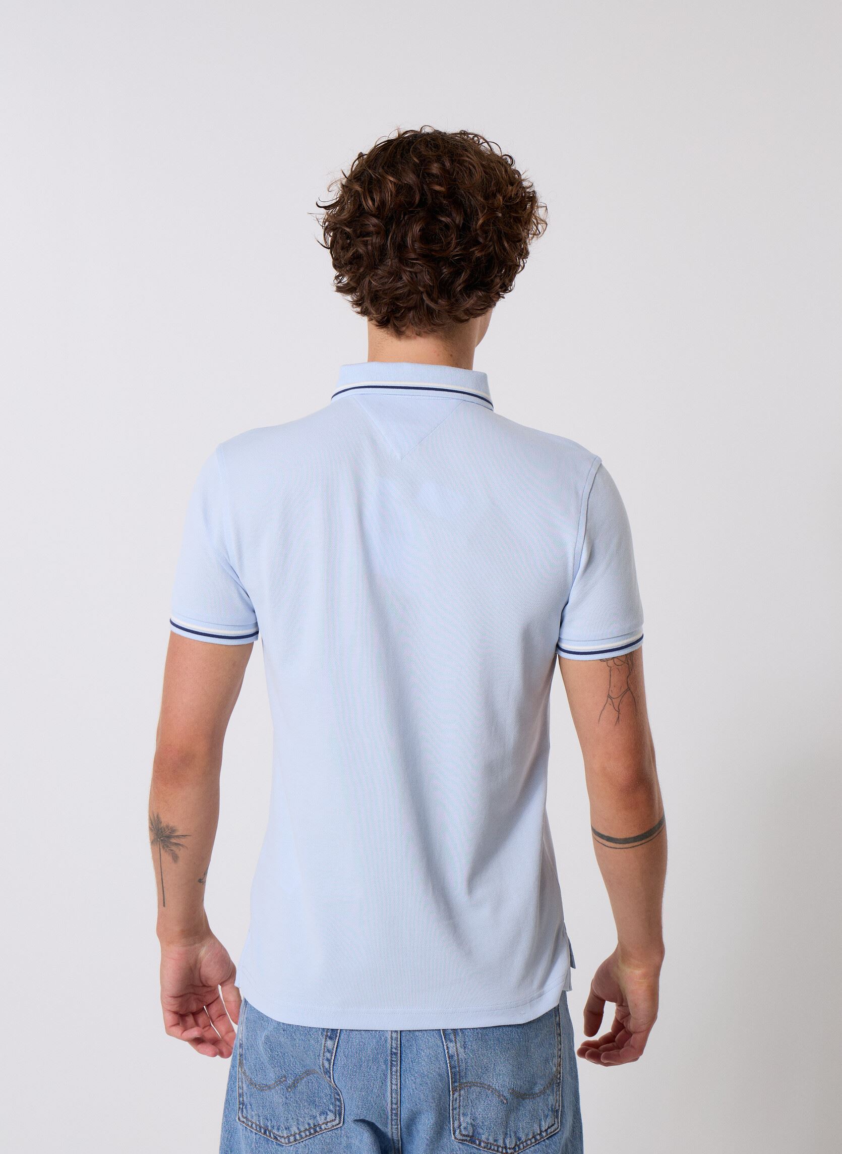 Polos manches courtes TIPPED SLIM FIT SEAS MW0MW39993C1O homme bleu Tommy Hilfiger Polos manches courtes TIPPED SLIM FIT SEAS MW0MW39993C1O homme bleu BREEZY BLUE