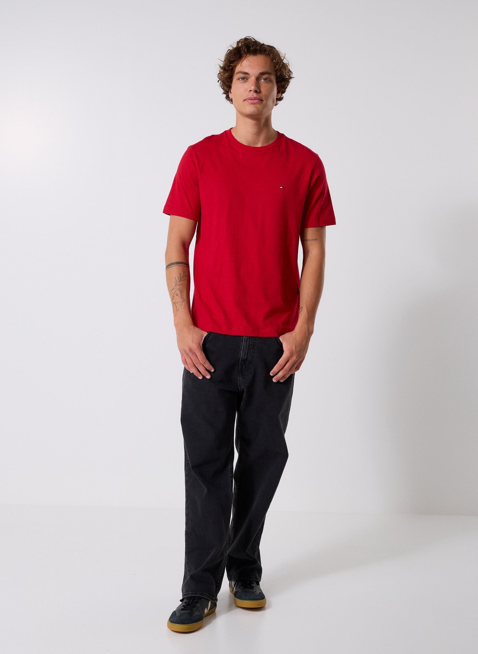 T-shirts met korte mouwen Ess Seasonal Reg Fit MW0MW39995XLD heren rood Tommy Hilfiger T-shirts met korte mouwen Ess Seasonal Reg Fit MW0MW39995XLD heren rood MEDIUM RED