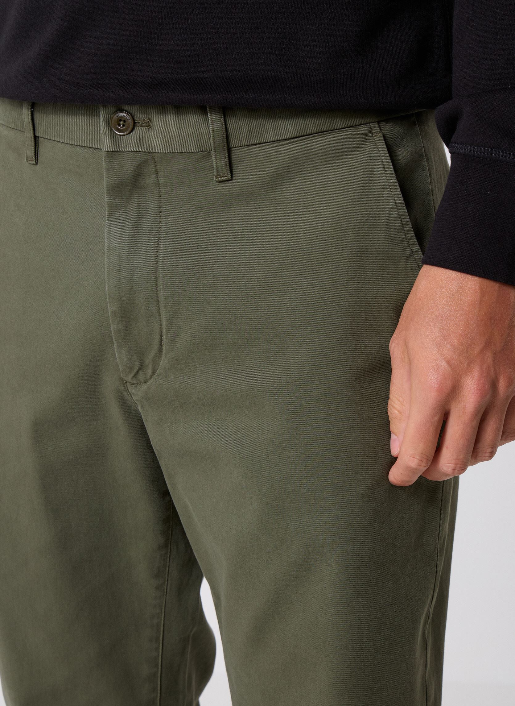 Pantalons chino Chino Denton 1985 MW0MW25964RBN homme vert Tommy Hilfiger Pantalons chino Chino Denton 1985 MW0MW25964RBN homme vert ARMY GREEN