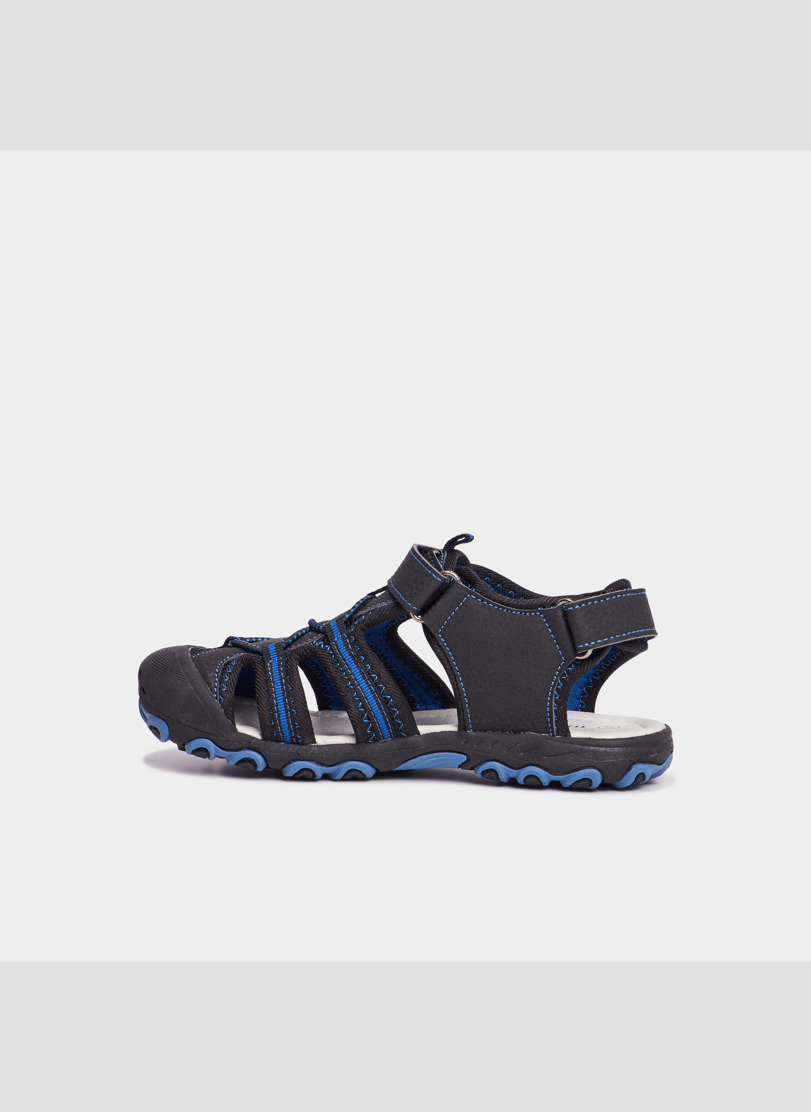 Sandales PAOUL_S_PG_SAND_0_241 garçon bleu Trappeur Sandales PAOUL_S_PG_SAND_0_241 garçon bleu Bleu