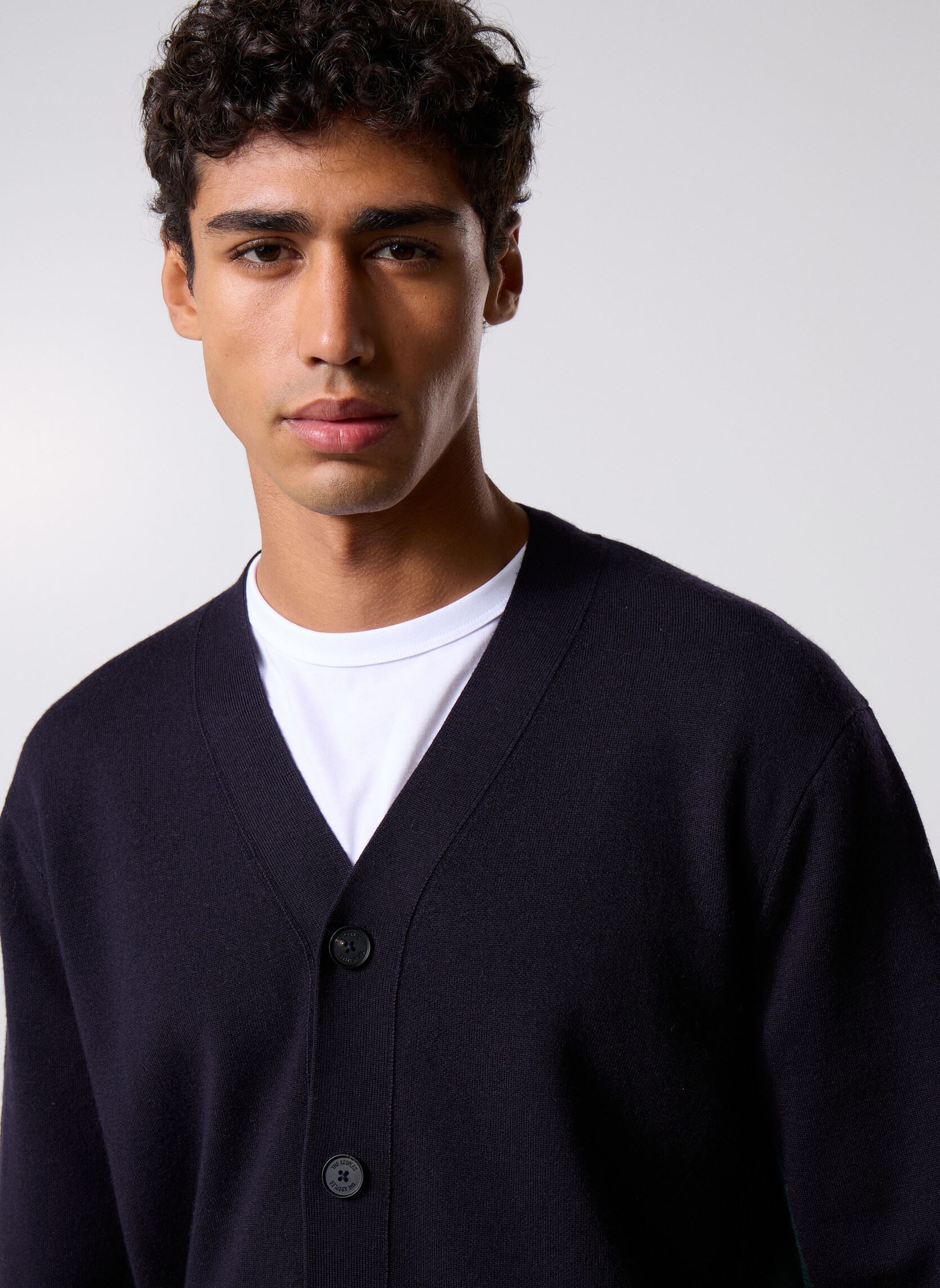 Strickjacken und Westen HCAR31010K herren blau The Kooples Strickjacken und Westen HCAR31010K herren blau NAV14