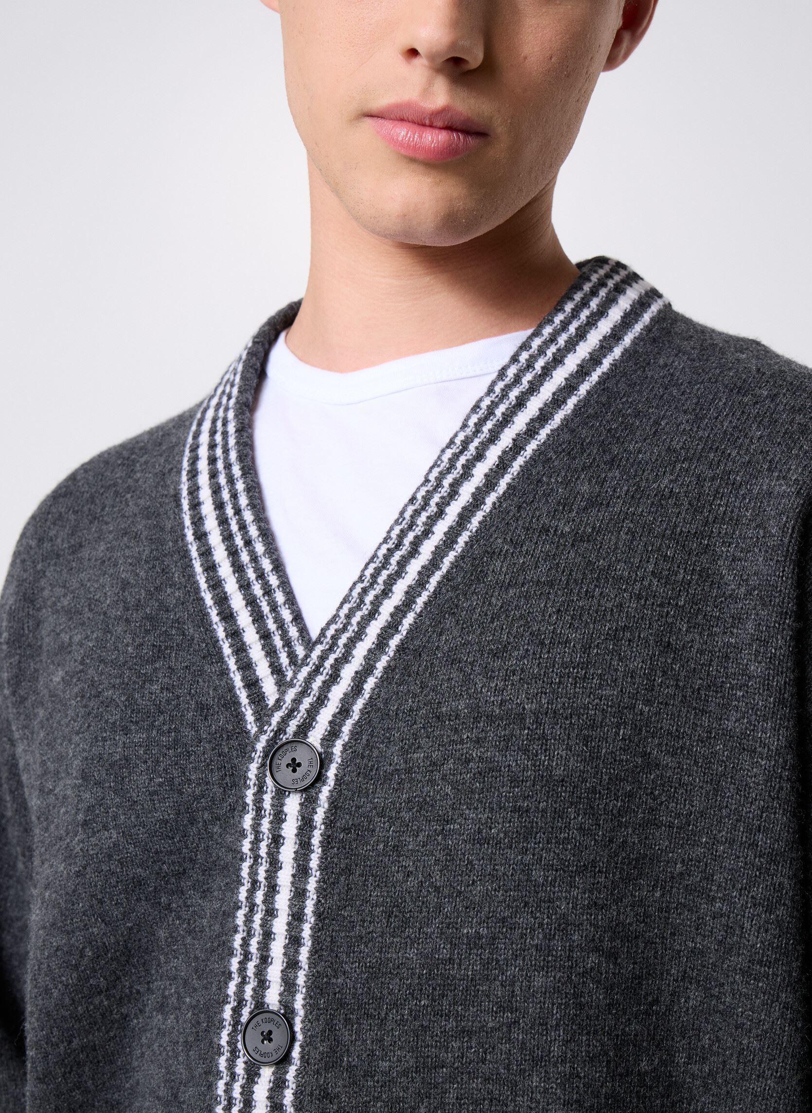 Gilets HCAR31114K homme gris The Kooples Gilets HCAR31114K homme gris GRY01