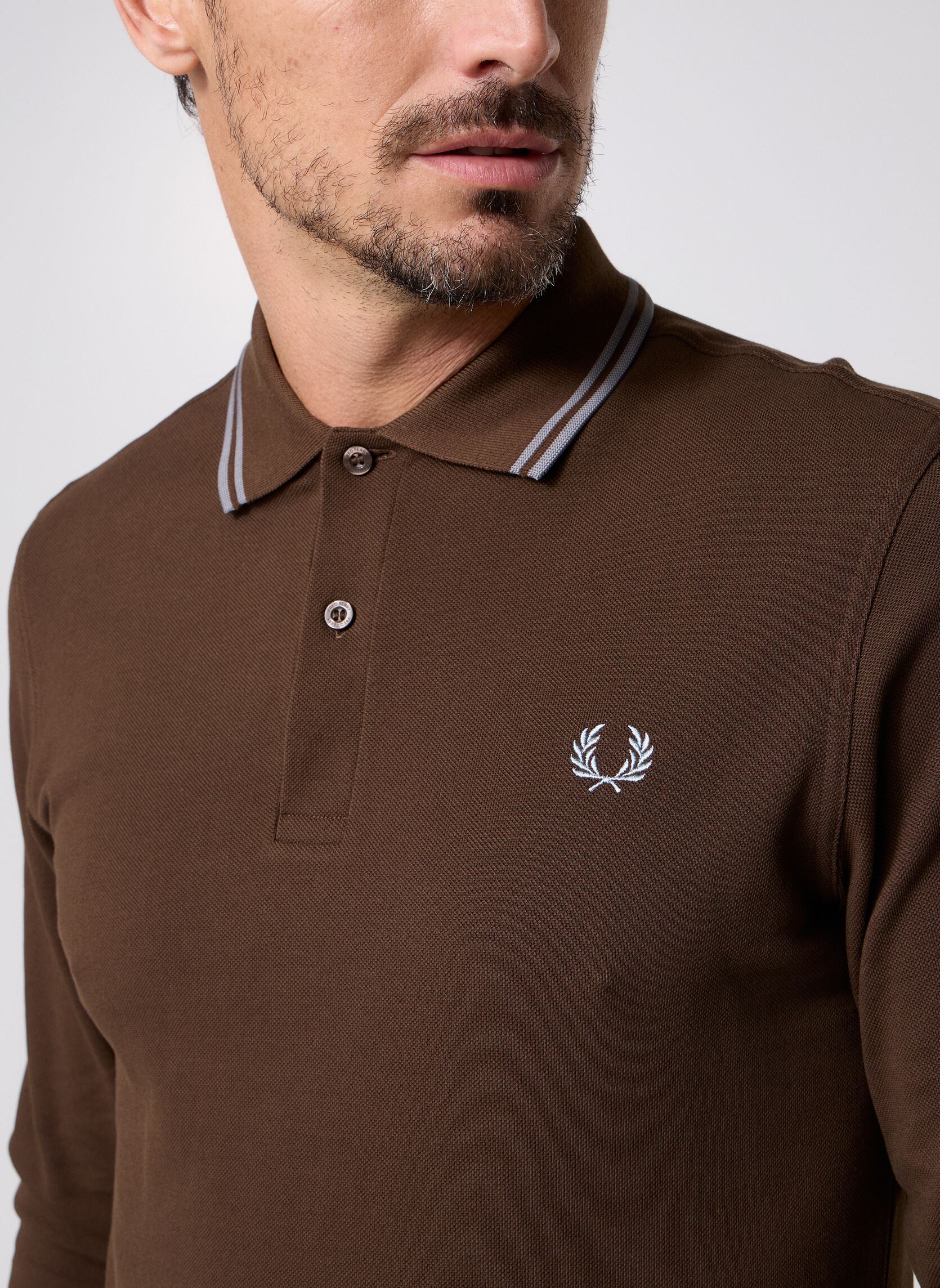 Polos manches courtes Ls Twin Tipped Fp Shirt homme marron Fred Perry Polos manches courtes Ls Twin Tipped Fp Shirt homme marron BRNTTBCC/STKPRTB