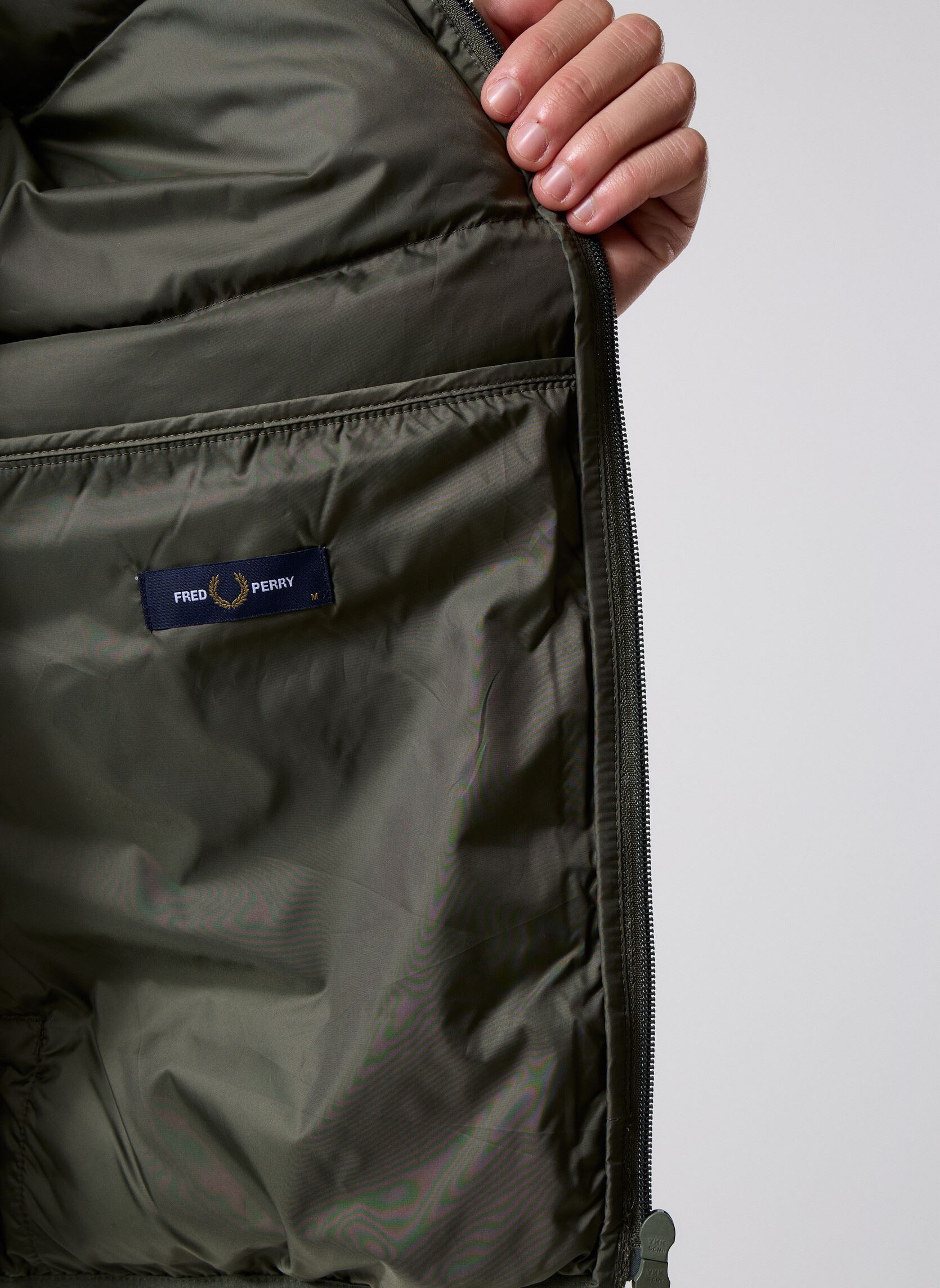 Doudounes sans manches Insulated Gilet homme vert Fred Perry Doudounes sans manches Insulated Gilet homme vert Lrl Wrth Green