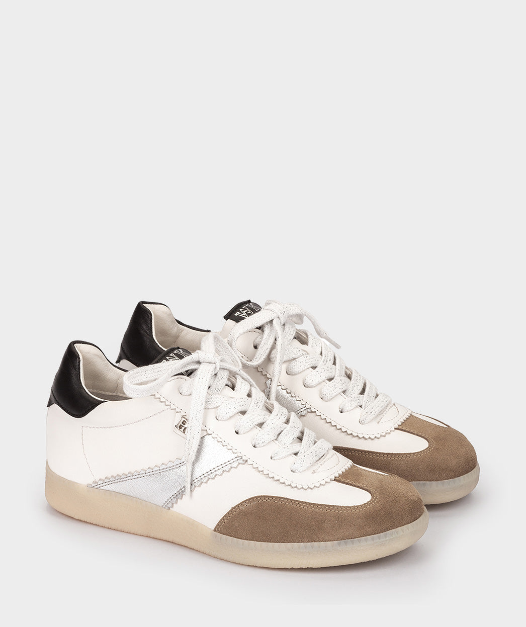 Baskets basses INDIANA PANIERS EN CUIR CRAQUELÉ femme blanc Pedro Miralles Baskets basses INDIANA PANIERS EN CUIR CRAQUELÉ femme blanc Blanc