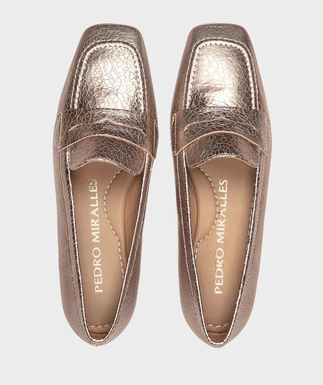 Mocassins TERQUE MOCASSINS EN CUIR MÉTALLISÉ CRAQUELÉ COULEUR OU ROSE femme or et bronze Pedro Miralles Mocassins TERQUE MOCASSINS EN CUIR MÉTALLISÉ CRAQUELÉ COULEUR OU ROSE femme or et bronze Or