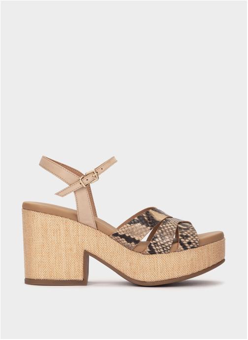 Pedro Miralles Sandales ZAEL SANDALES À TALONS EN CUIR EFFET SERPENT AVEC PLATEFORME EN RAPHIA femme beige