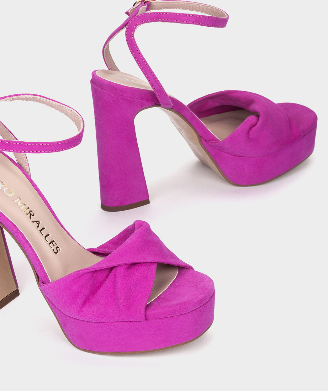Sandales SABUGO SANDALES À TALONS HAUTS EN DAIM COULEUR BOUGAINVILLIER femme rose Pedro Miralles Sandales SABUGO SANDALES À TALONS HAUTS EN DAIM COULEUR BOUGAINVILLIER femme rose Rose