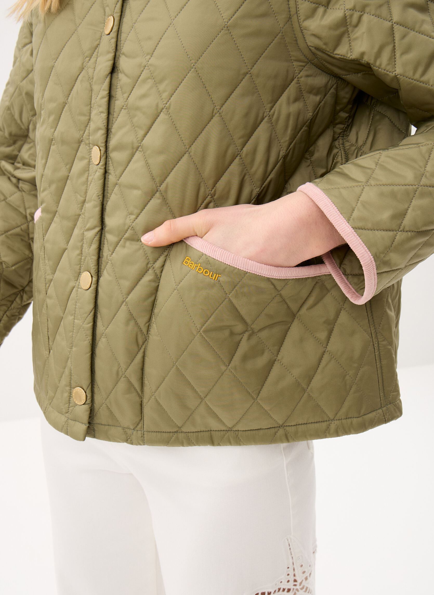 Doudounes Icons Cropped Liddesdale Quilted Jacket femme vert Barbour Doudounes Icons Cropped Liddesdale Quilted Jacket femme vert BLEACHED OLIVE/ANCIENT/GA