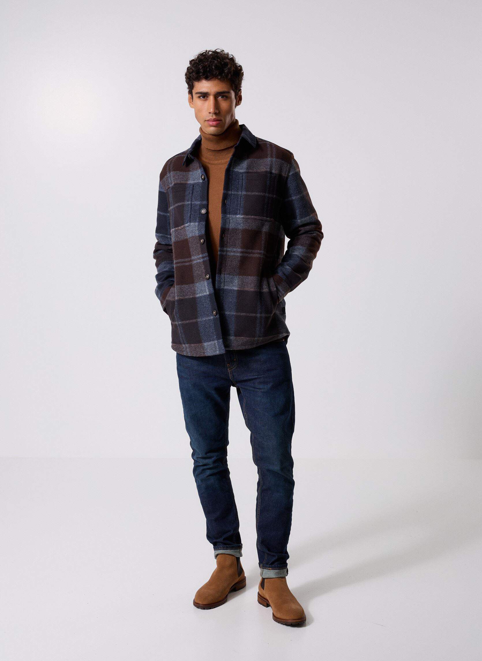 Vestes Chapter Tailored Check Overshirt homme multicolore Barbour Vestes Chapter Tailored Check Overshirt homme multicolore MIDNIGHT OAK TARTAN