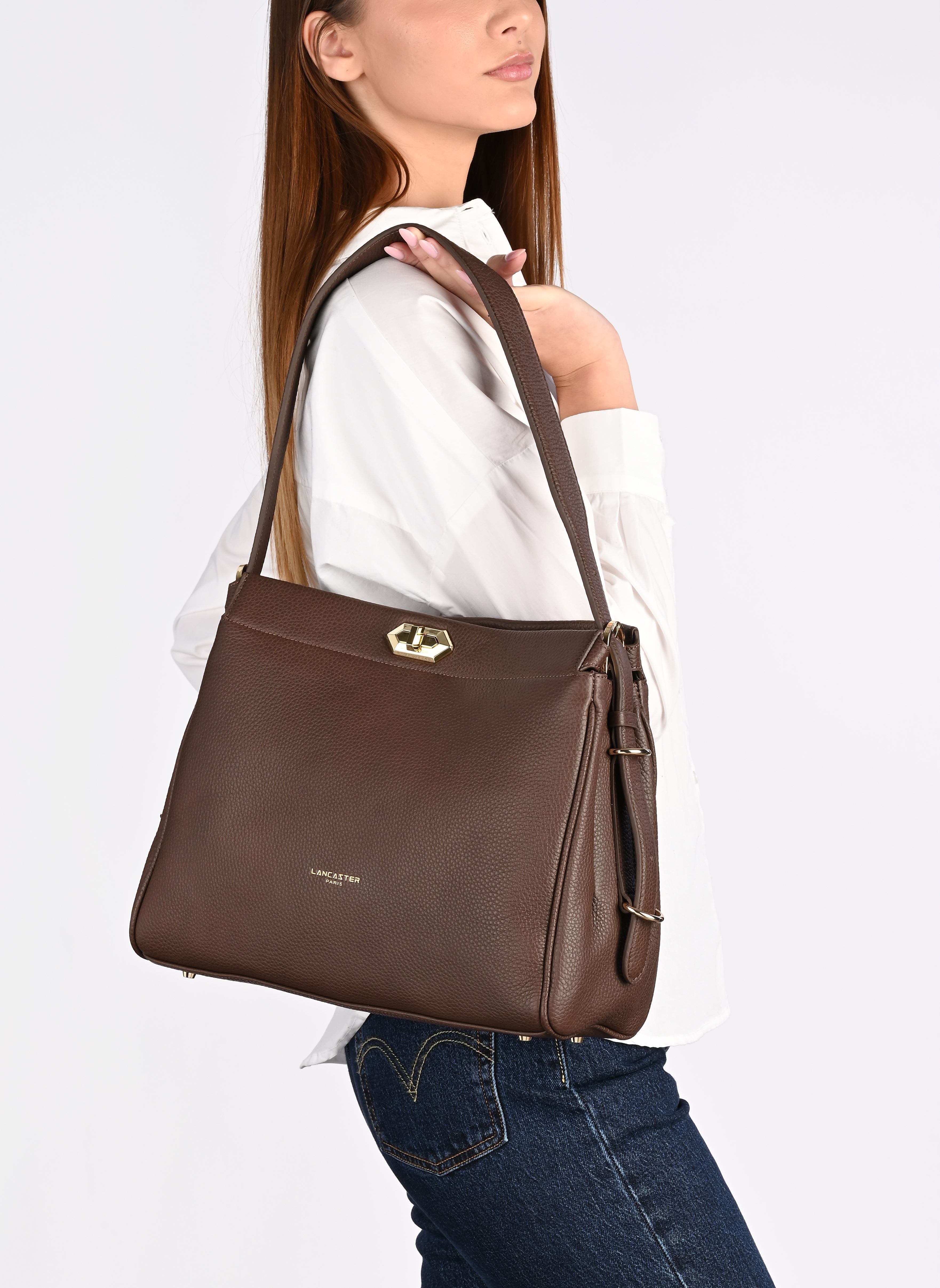 Handtassen Sac hobo Avec fermoir L Mademoiselle ROM dames bruin Lancaster Handtassen Sac hobo Avec fermoir L Mademoiselle ROM dames bruin MARRON