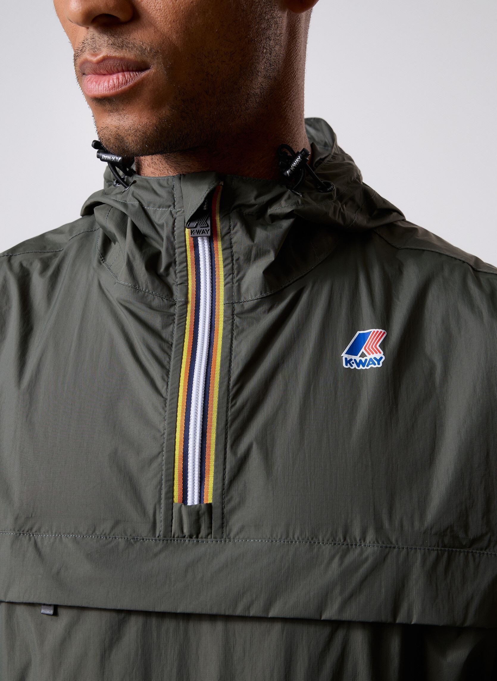 Windbreaker / Windjacken LE VRAI 4.0 LEON EAST - Unisexe M herren grün K-Way Windbreaker / Windjacken LE VRAI 4.0 LEON EAST - Unisexe M herren grün GREEN BLACKISH