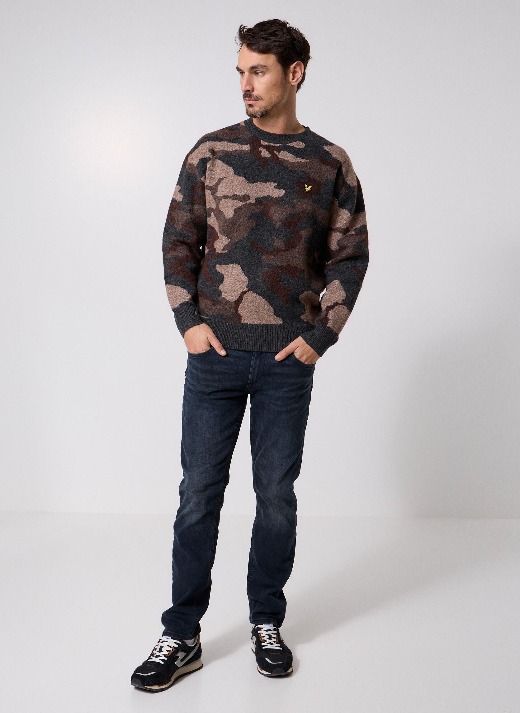 Pulls Brushed Camouflage Crew Neck Jumper homme noir Lyle & Scott Pulls Brushed Camouflage Crew Neck Jumper homme noir BLACK STEEL