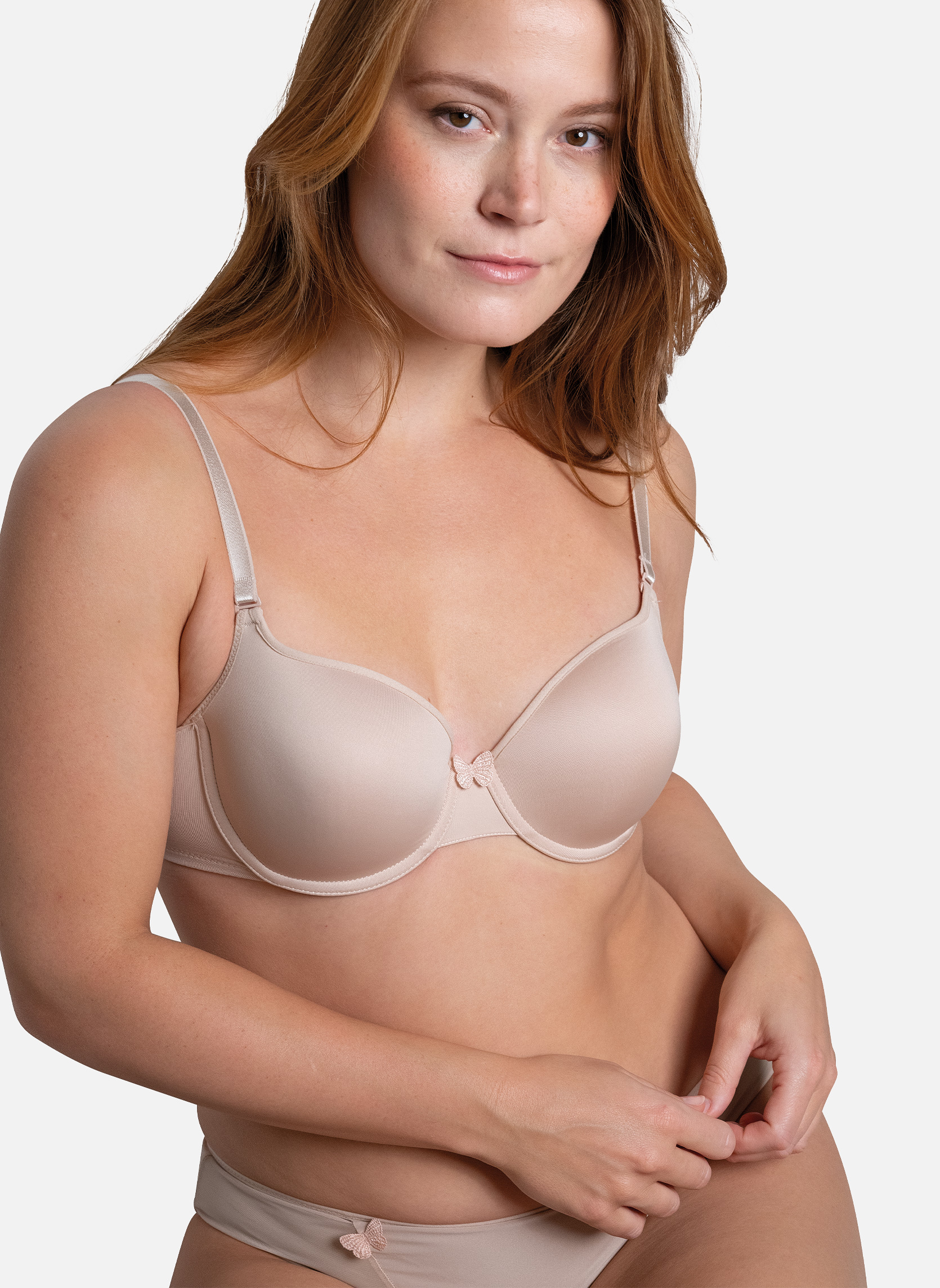 Brassières MISS JOY femme beige Passionata Brassières MISS JOY femme beige Beige