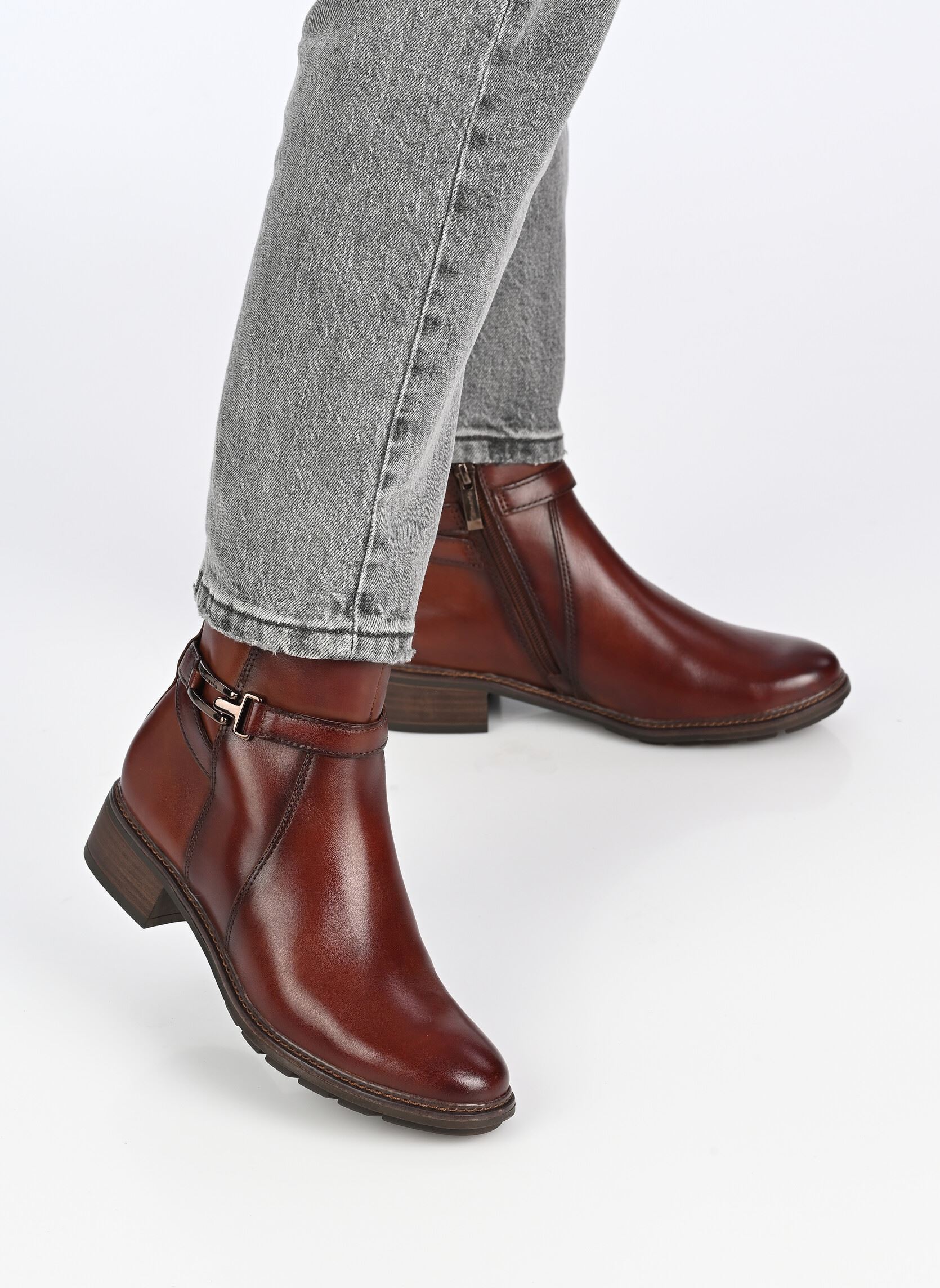 Bottines et boots 25391-45 femme marron Tamaris Bottines et boots 25391-45 femme marron COGNAC LEATHER