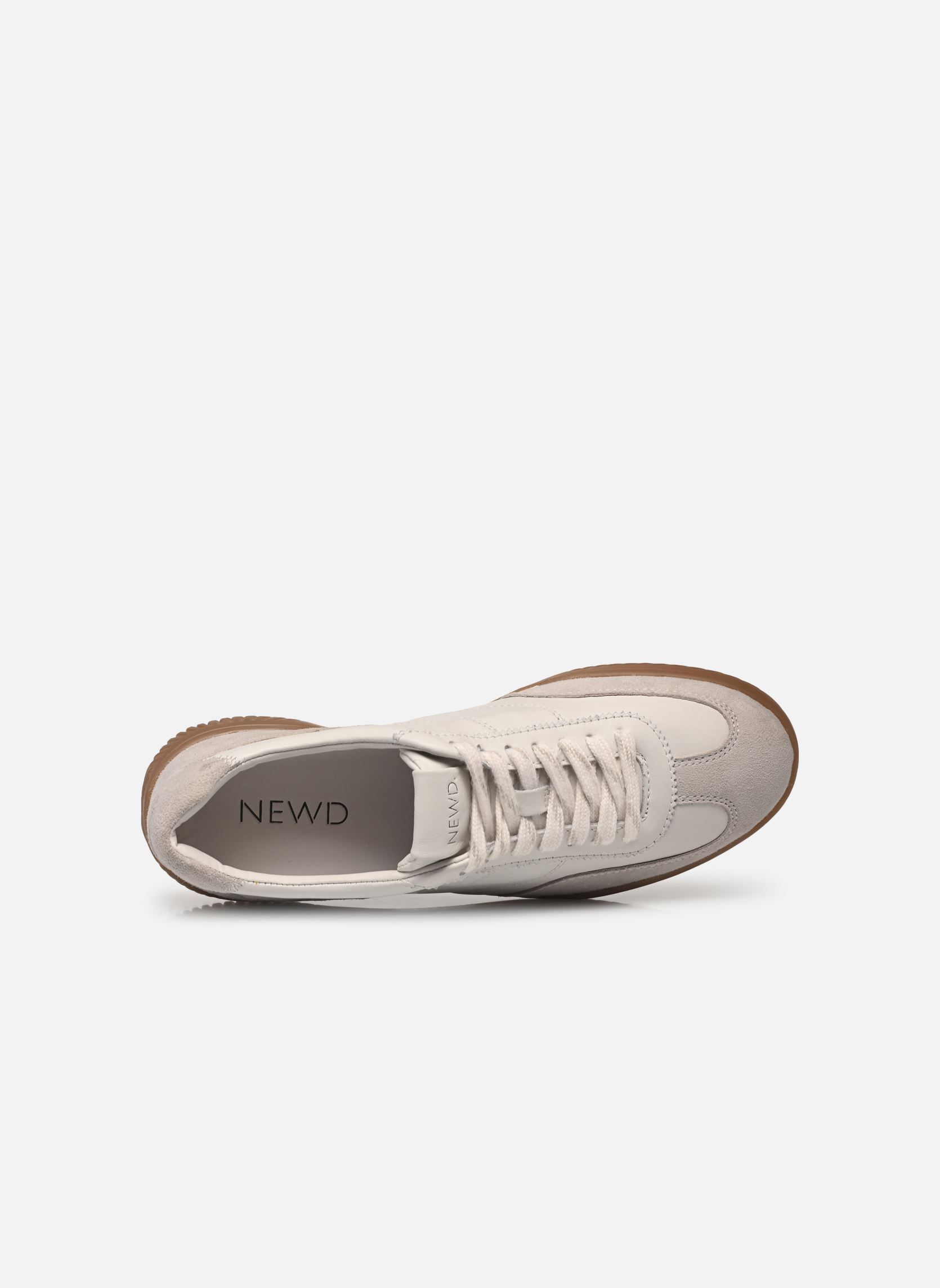 Lage sneakers 23607-45 dames wit NEWD. Lage sneakers 23607-45 dames wit WHITE COMB