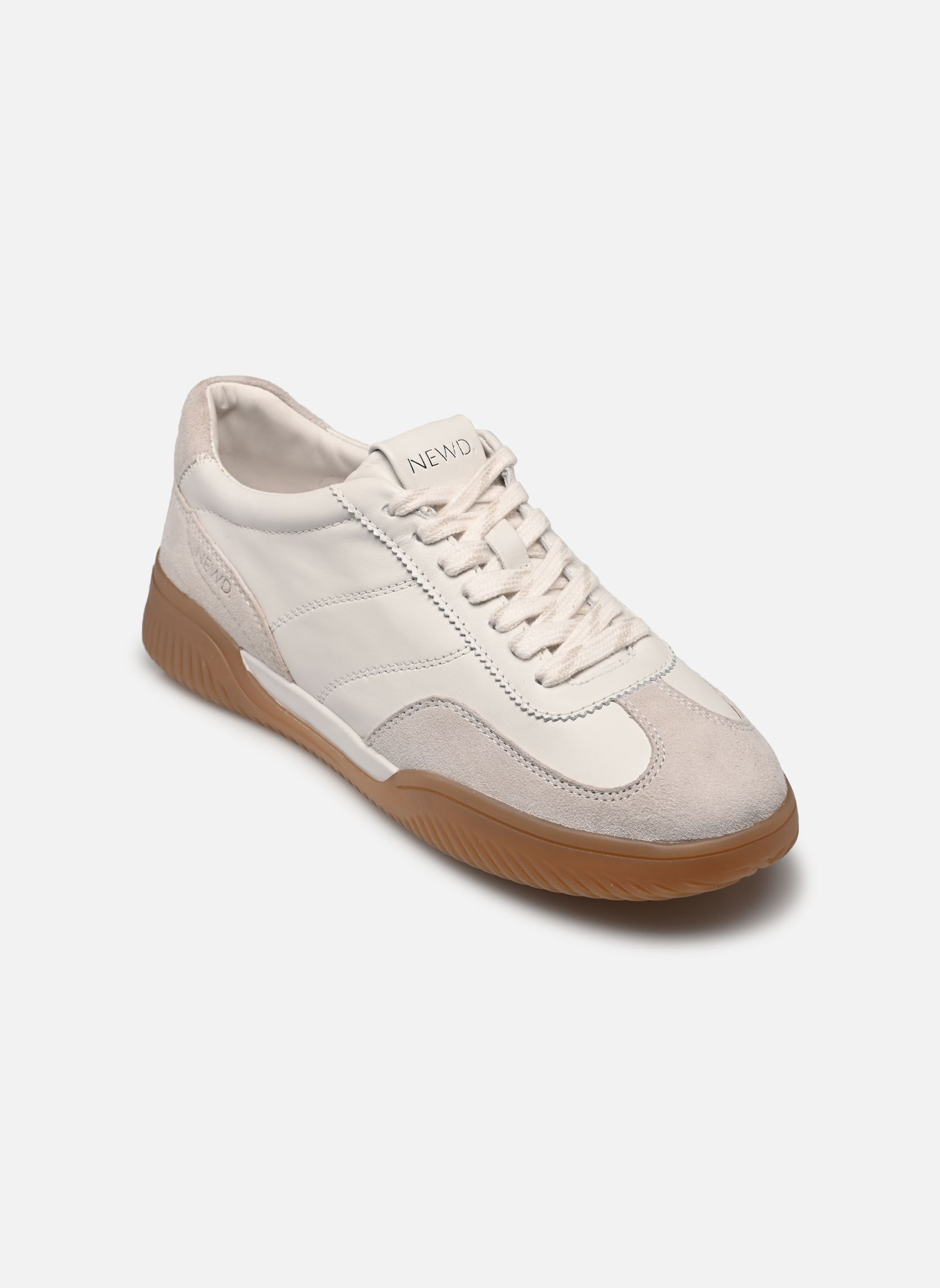 Lage sneakers 23607-45 dames wit NEWD. Lage sneakers 23607-45 dames wit WHITE COMB