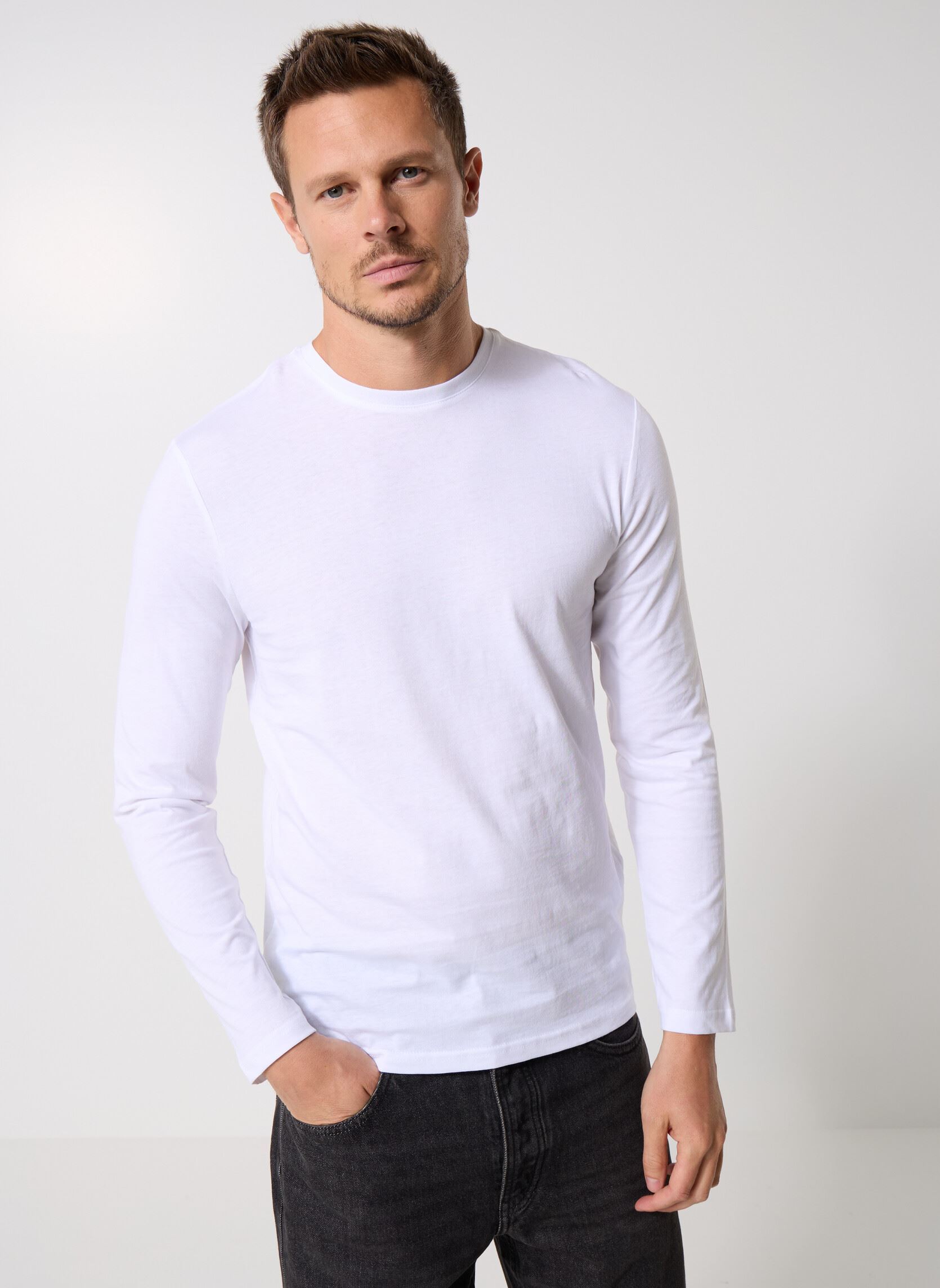 Tee-shirts manches courtes TELOTARNO homme noir MADE BY Tee-shirts manches courtes TELOTARNO homme noir Z*NOIR+Z*BLANC