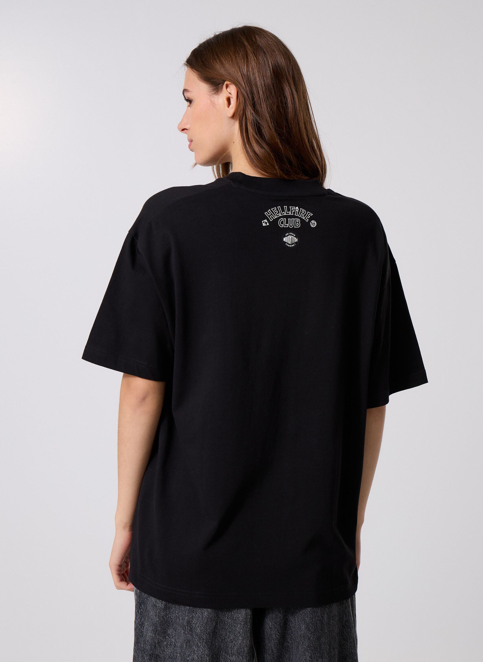 Kurzarm-T-Shirts Hell Fire Tee - Stranger Things schwarz Palladium Kurzarm-T-Shirts Hell Fire Tee - Stranger Things schwarz Black