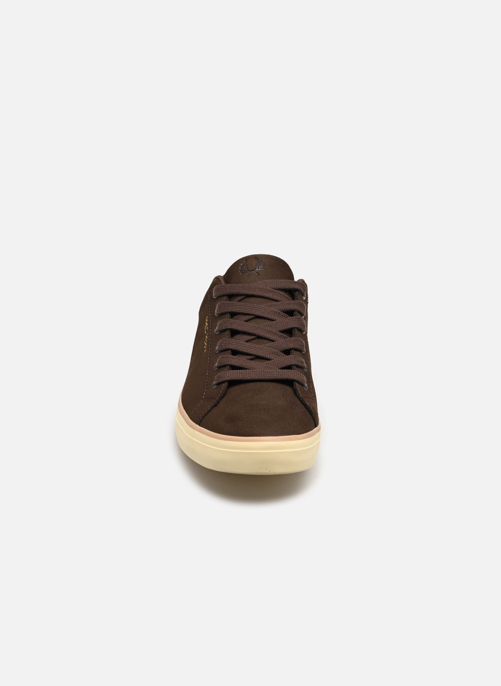Baskets BASELINE TUMBLED NUBUCK homme marron Fred Perry Baskets BASELINE TUMBLED NUBUCK homme marron Burnt Tobacco