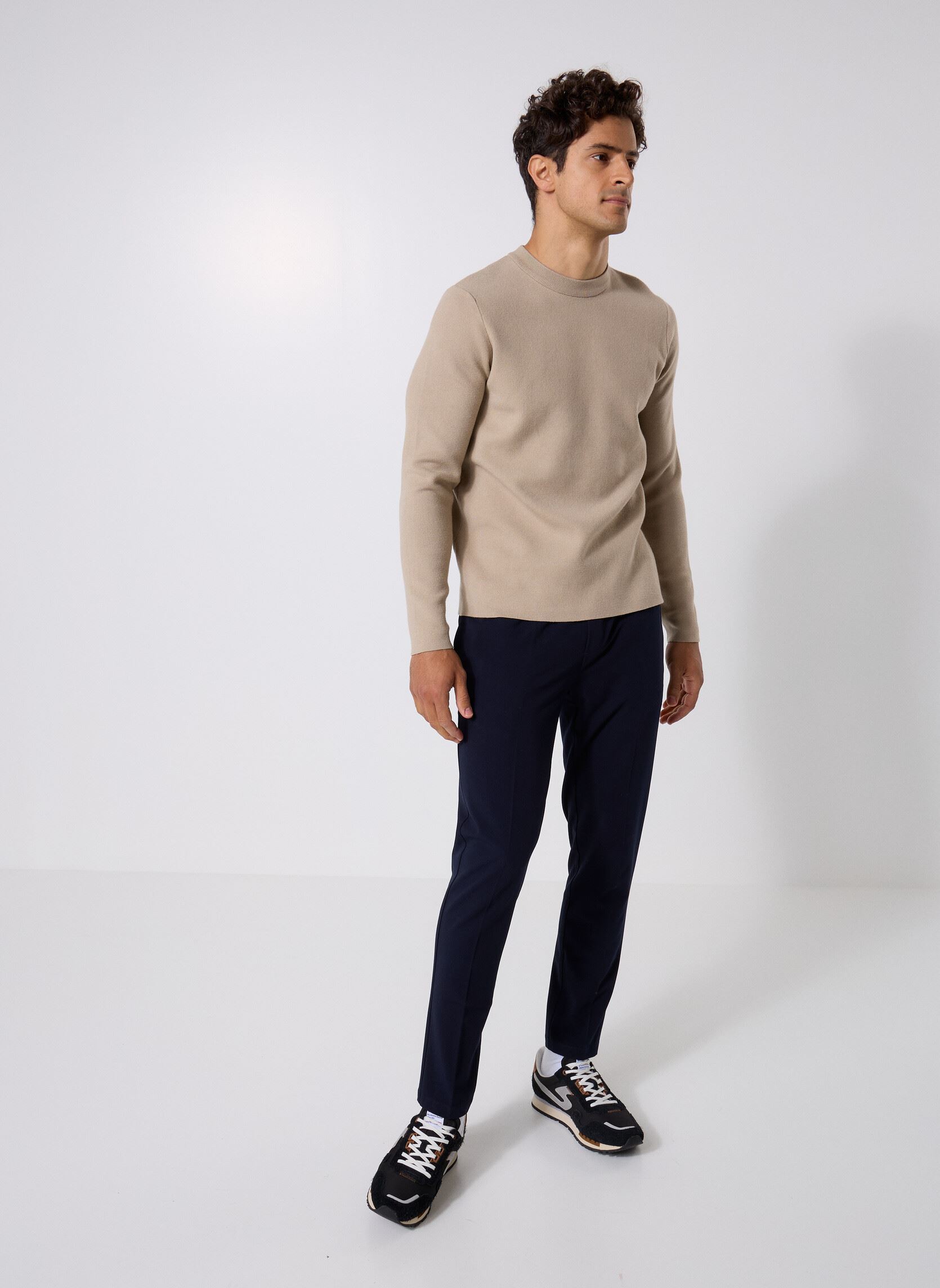 Pantalons droits Smithy Trousers 10931 homme noir Samsoe Samsoe Pantalons droits Smithy Trousers 10931 homme noir NIGHT SKY