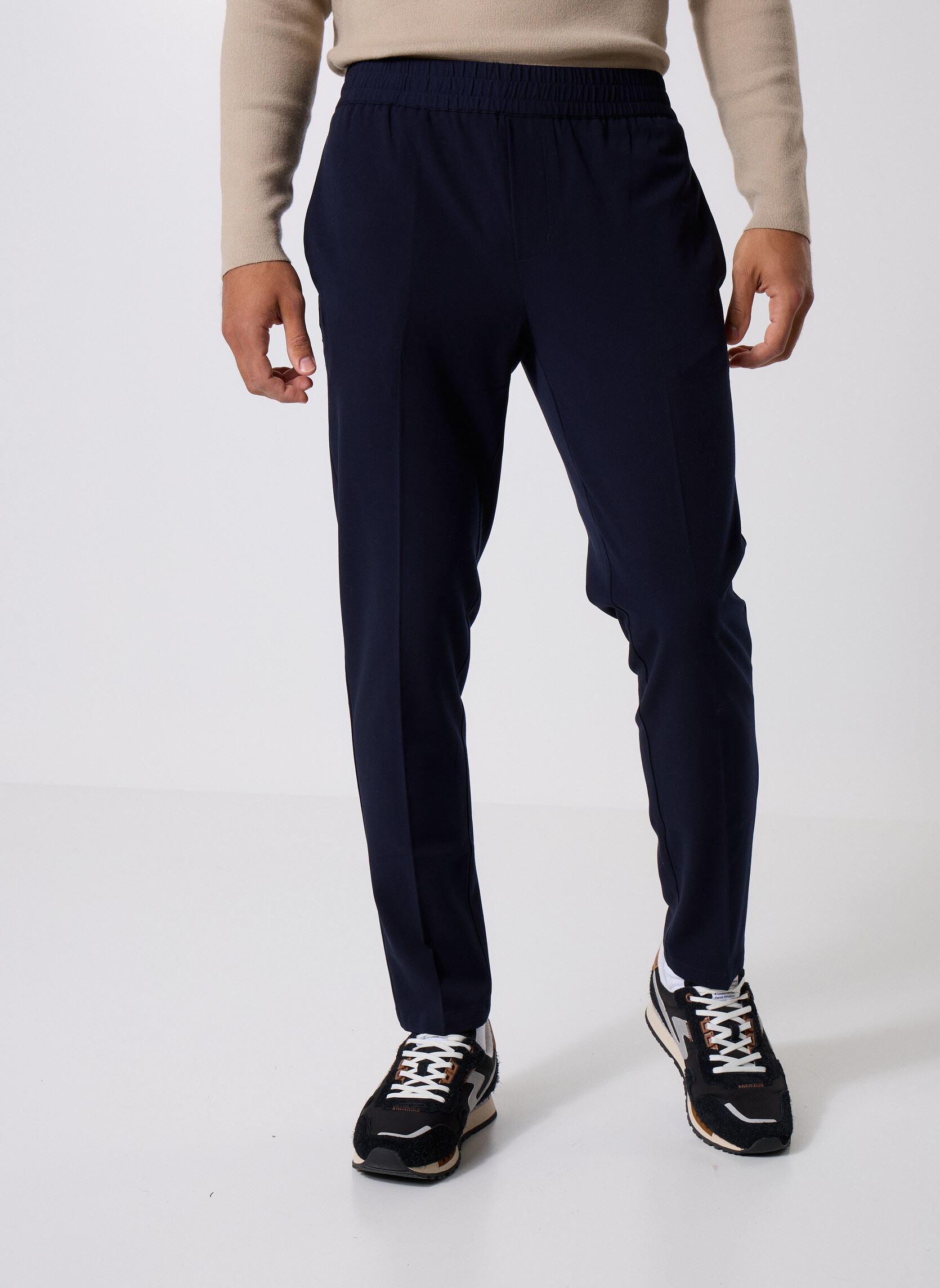 Pantalons droits Smithy Trousers 10931 homme noir Samsoe Samsoe Pantalons droits Smithy Trousers 10931 homme noir NIGHT SKY
