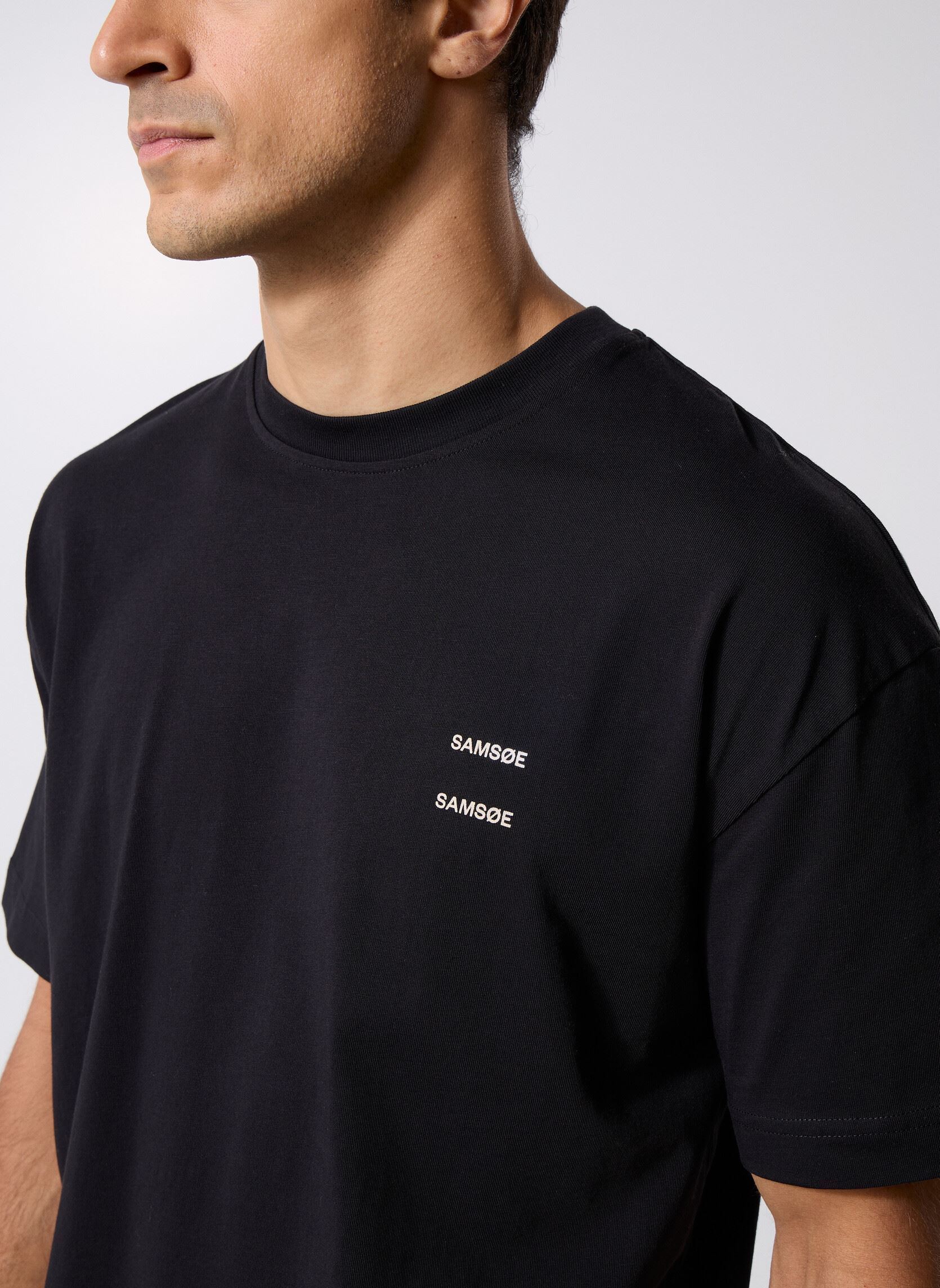 Tee-shirts manches courtes Joel T-Shirt 11415 homme noir Samsoe Samsoe Tee-shirts manches courtes Joel T-Shirt 11415 homme noir Black Basic