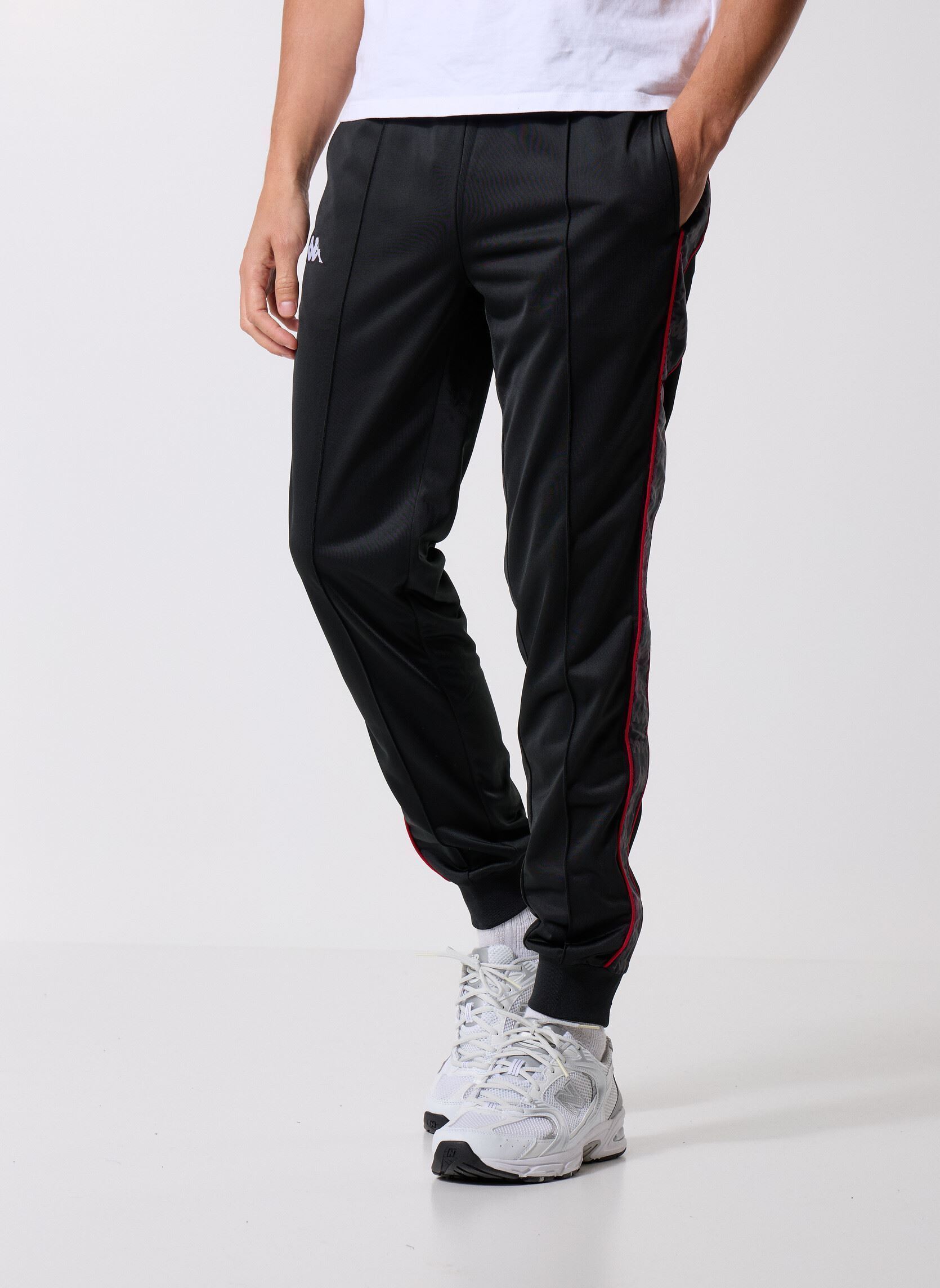 Jogginghosen RASTORIA SLIM 222 BANDA PANTS herren schwarz Kappa Jogginghosen RASTORIA SLIM 222 BANDA PANTS herren schwarz BLACK/RED RACING/WHITE