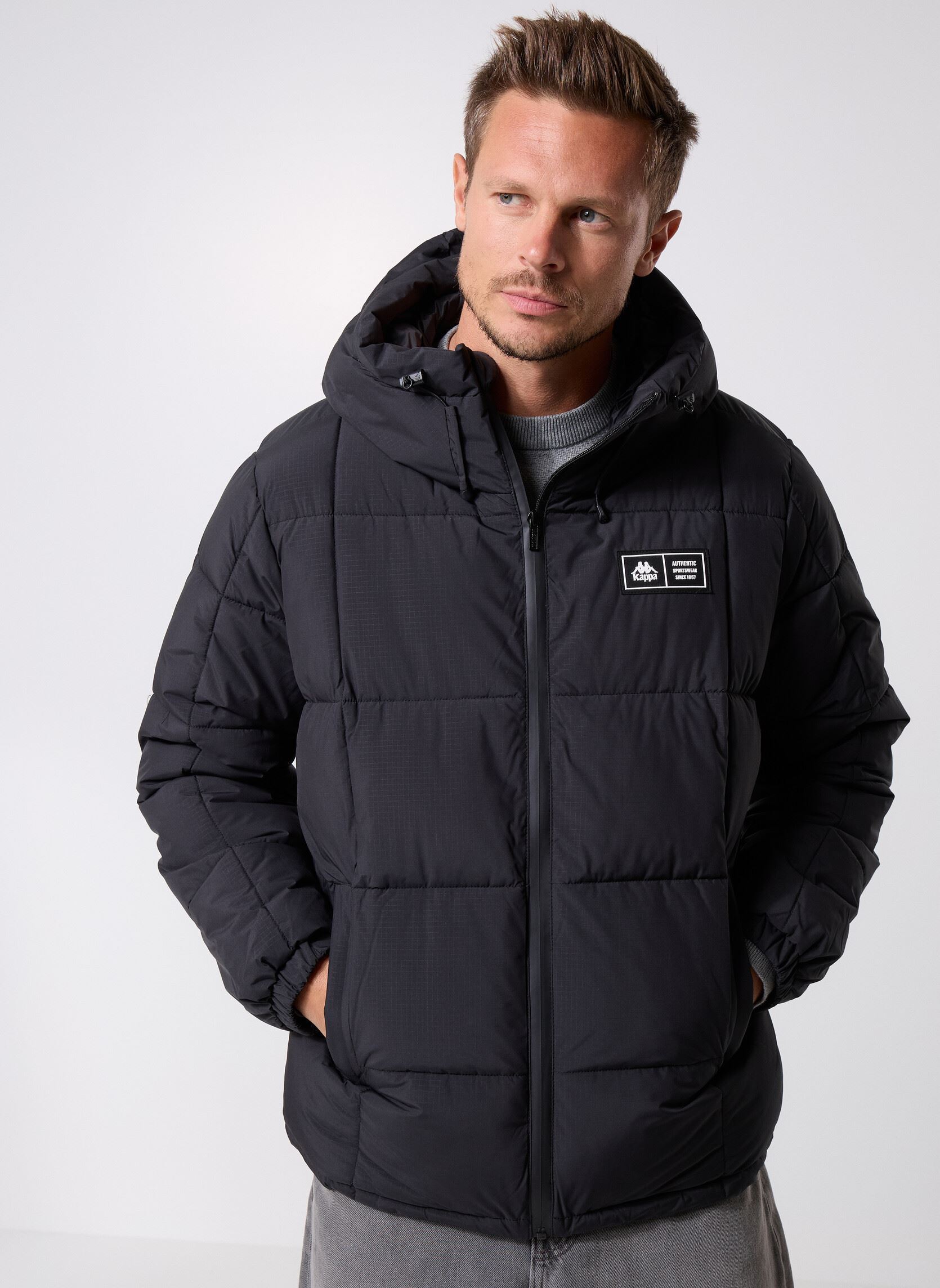 Gewatteerde jassen AUTHENTIC OLMY heren zwart Kappa Gewatteerde jassen AUTHENTIC OLMY heren zwart BLACK