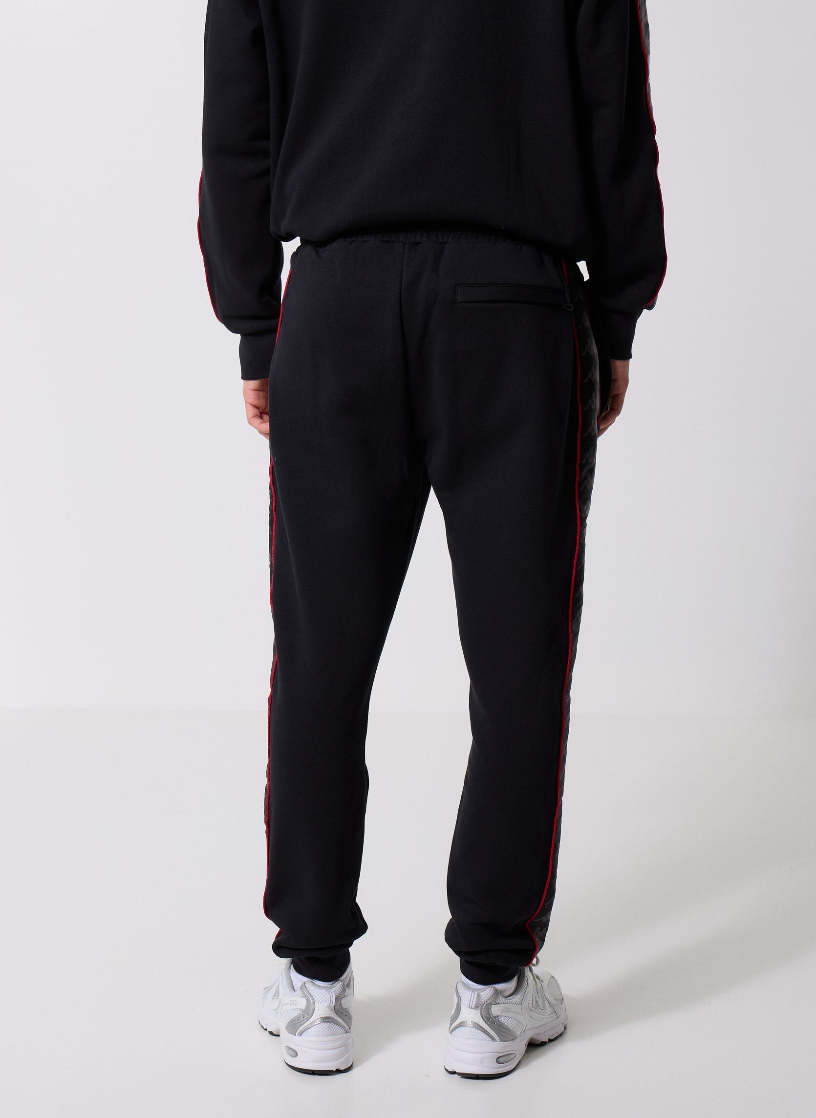 Joggingbroeken 222 BANDA ALANZ 4 heren zwart Kappa Joggingbroeken 222 BANDA ALANZ 4 heren zwart BLACK/RED RACING/WHITE