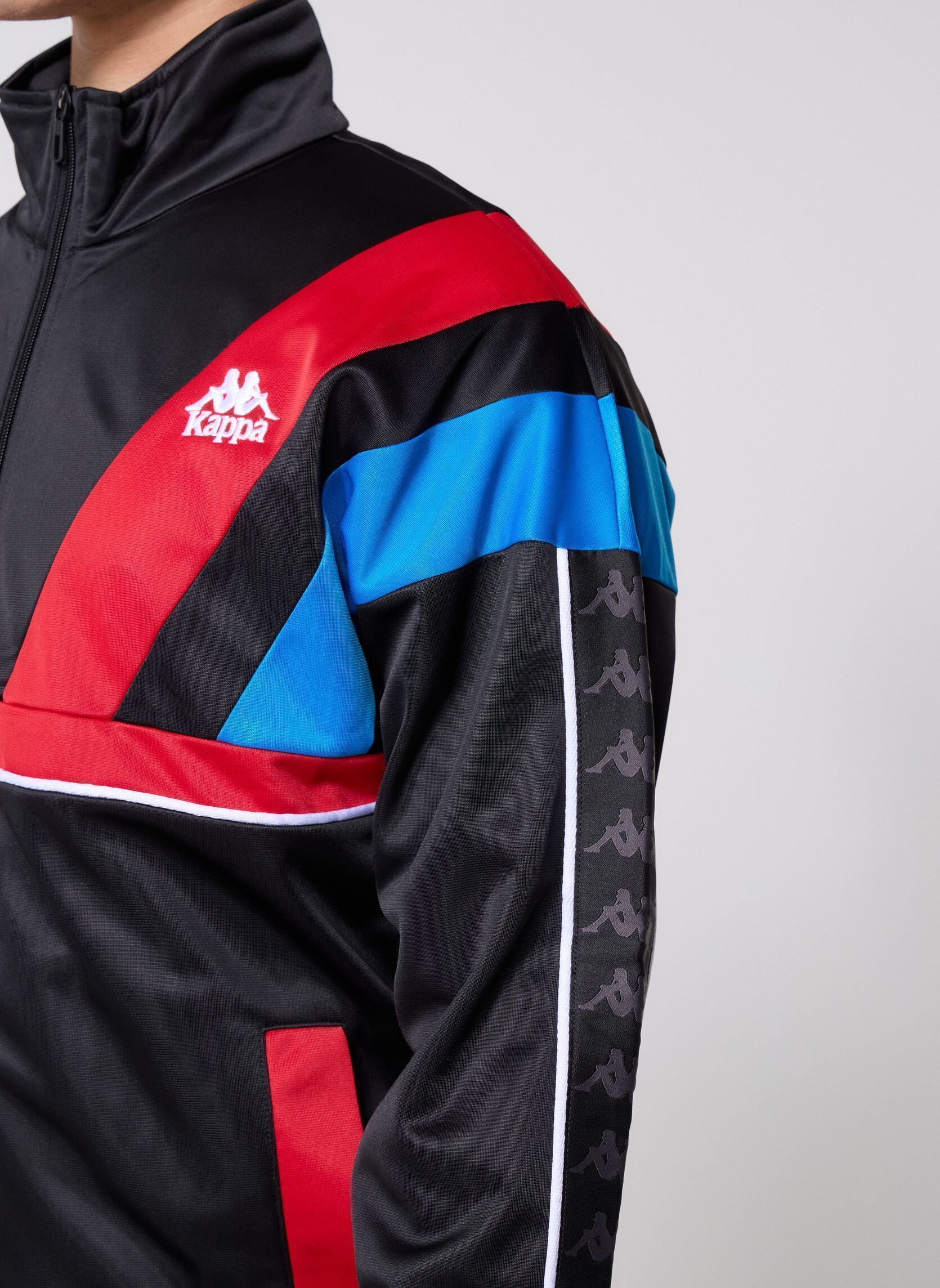Trainingsvest 222 BANDA ORLANDO heren zwart Kappa Trainingsvest 222 BANDA ORLANDO heren zwart BLACK/RED RACING/BLUE SEA