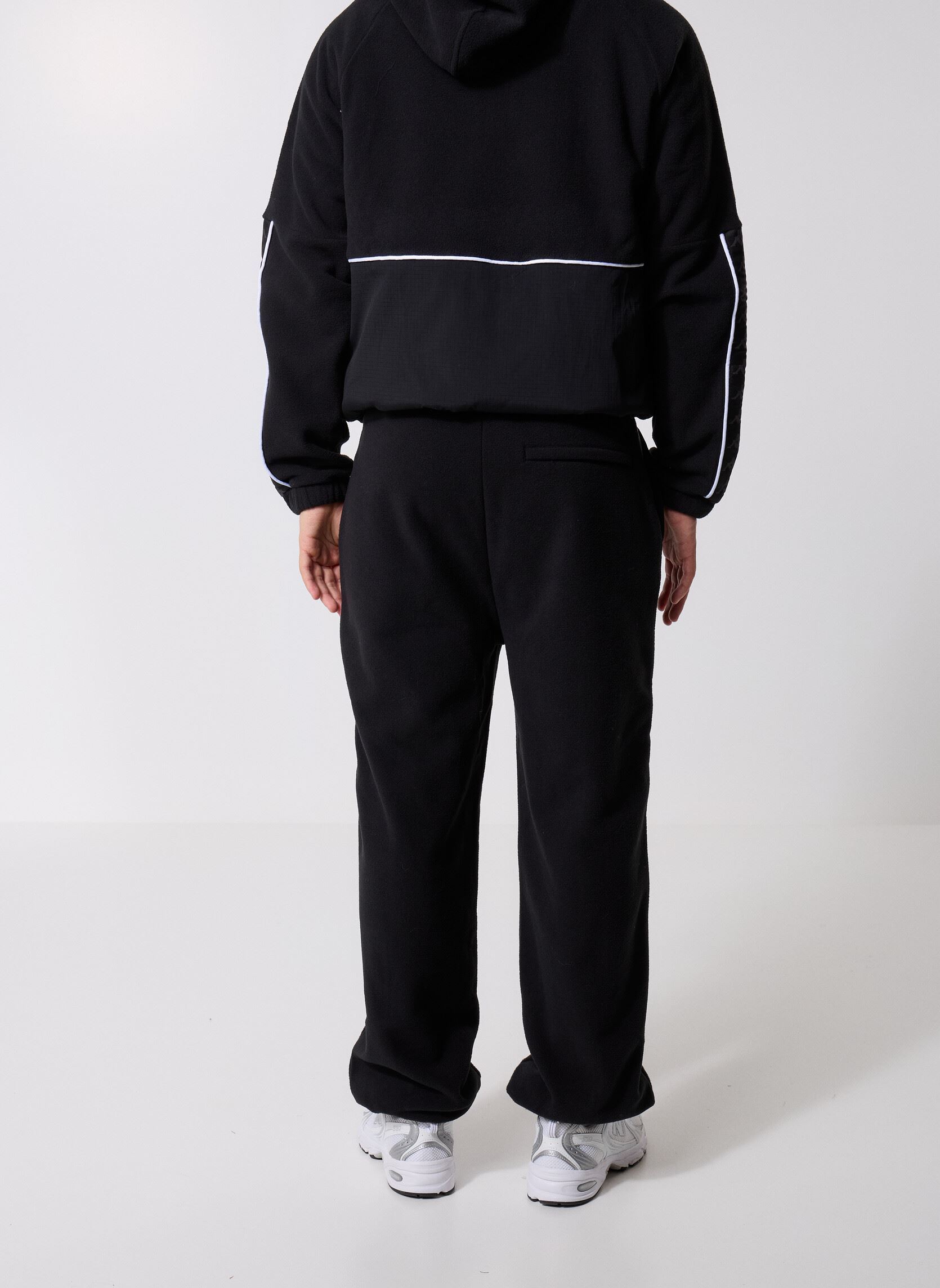 Joggingbroeken 222 BANDA OTELLO heren zwart Kappa Joggingbroeken 222 BANDA OTELLO heren zwart BLACK/WHITE