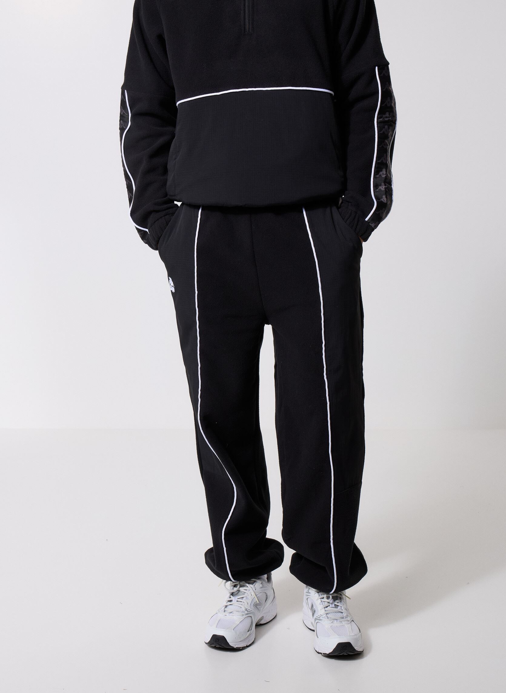 Collezione Iconica 222 Banda: Tute, Pantaloncini e T-shirt