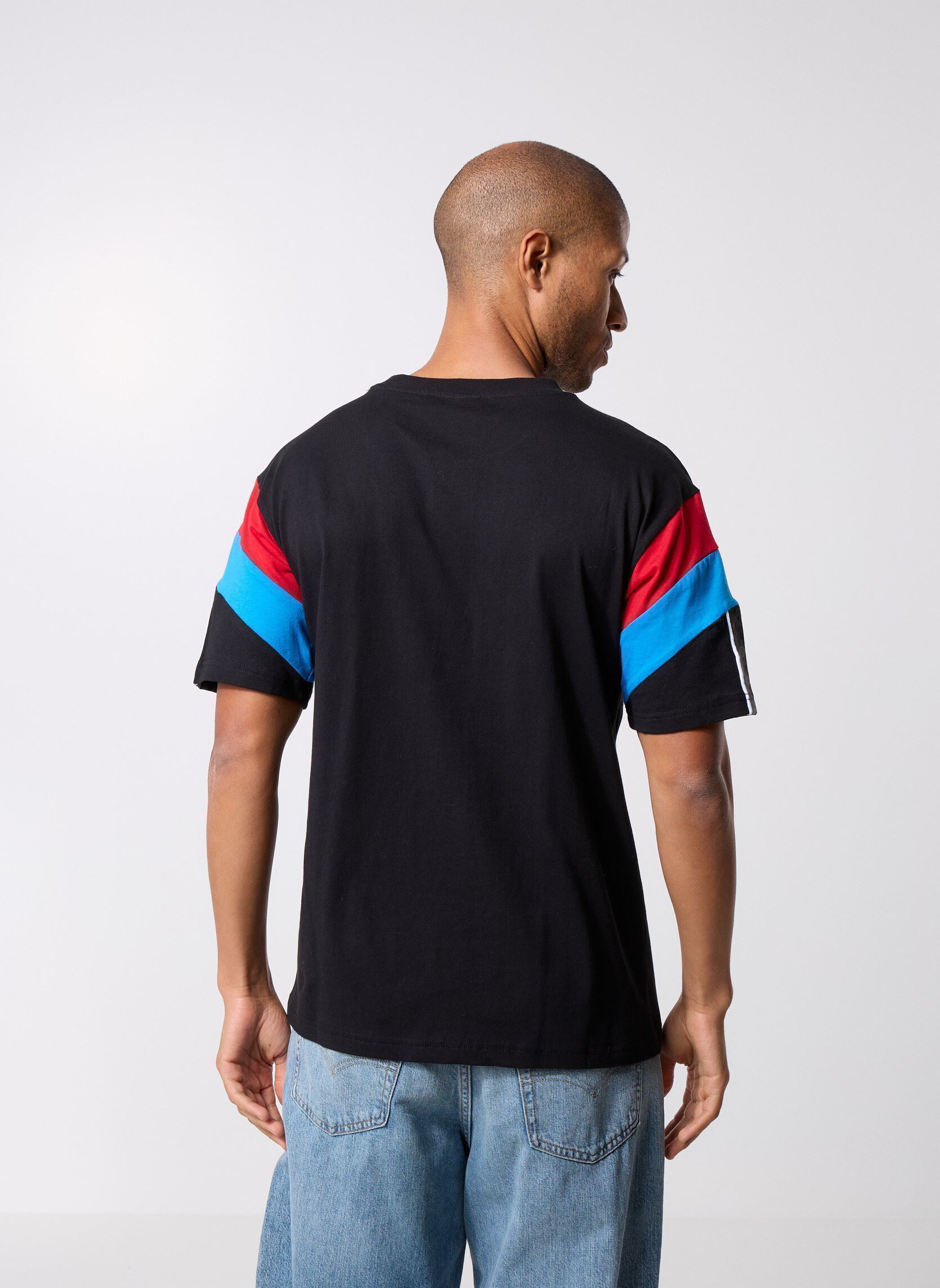Tee-shirts manches courtes 222 BANDA OTTO homme noir Kappa Tee-shirts manches courtes 222 BANDA OTTO homme noir BLACK/RED RACING/BLUE SEA