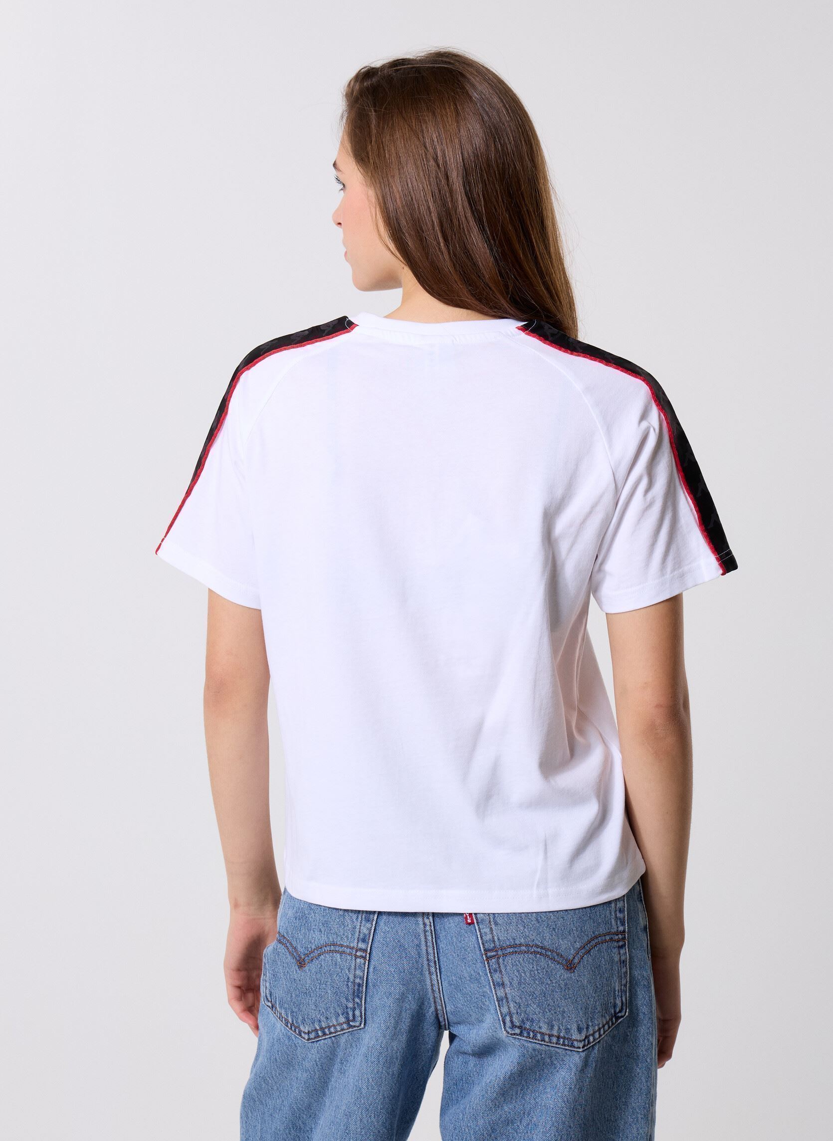 Tee-shirts manches courtes 222 BANDA ADI femme blanc Kappa Tee-shirts manches courtes 222 BANDA ADI femme blanc WHITE/BLACK/RED RACING