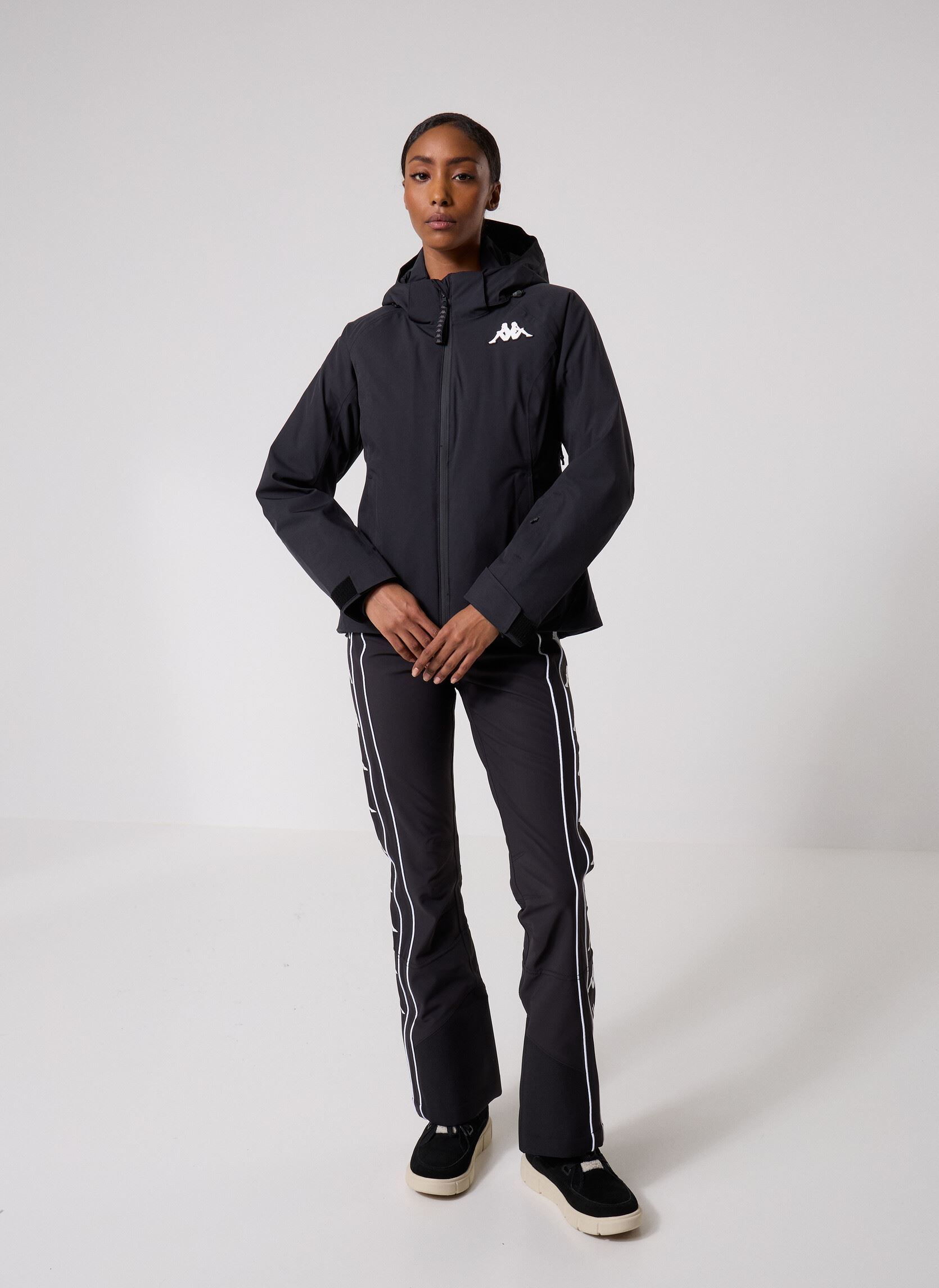 Winterjas 8CENTO 810 dames zwart Kappa Winterjas 8CENTO 810 dames zwart BLACK DK