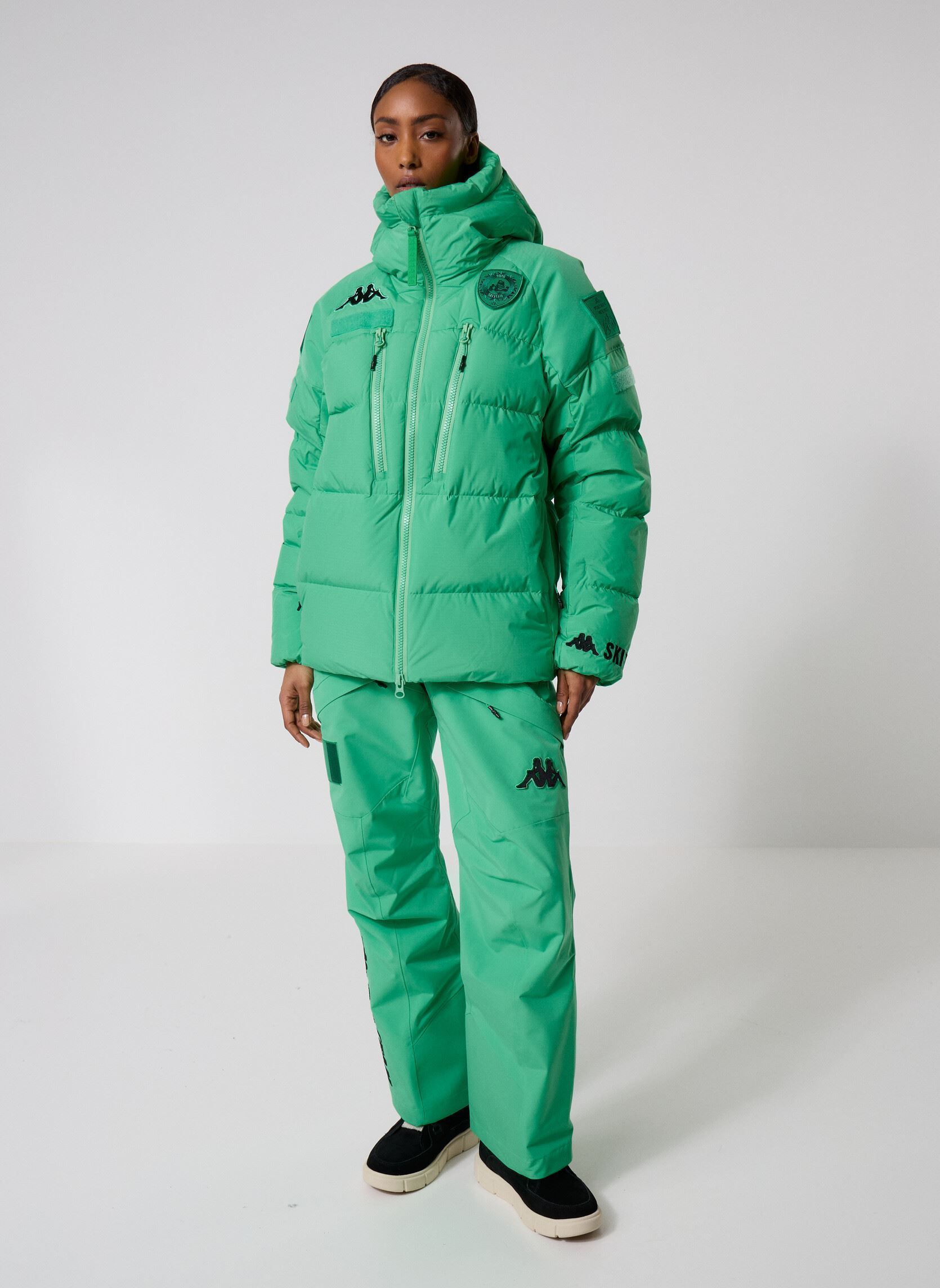 Gewatteerde jassen 6CENTO 662C PREMIUM groen Kappa Gewatteerde jassen 6CENTO 662C PREMIUM groen GREEN IRISH/BLACK