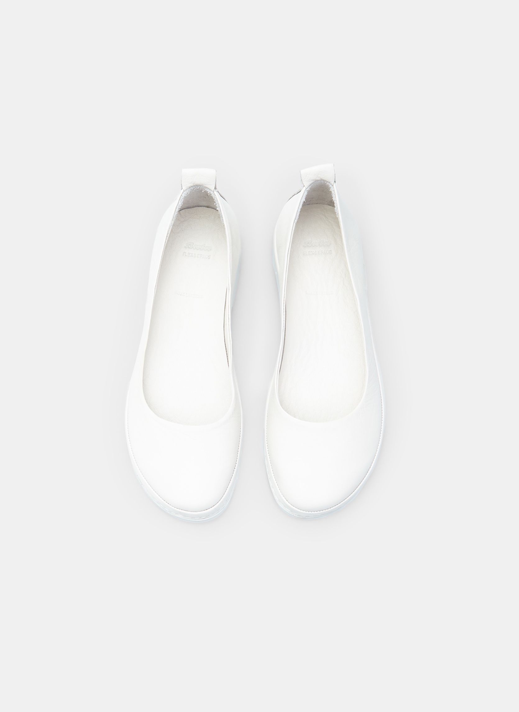 Ballerines classiques 5441453 femme blanc Bata Ballerines classiques 5441453 femme blanc Blanc