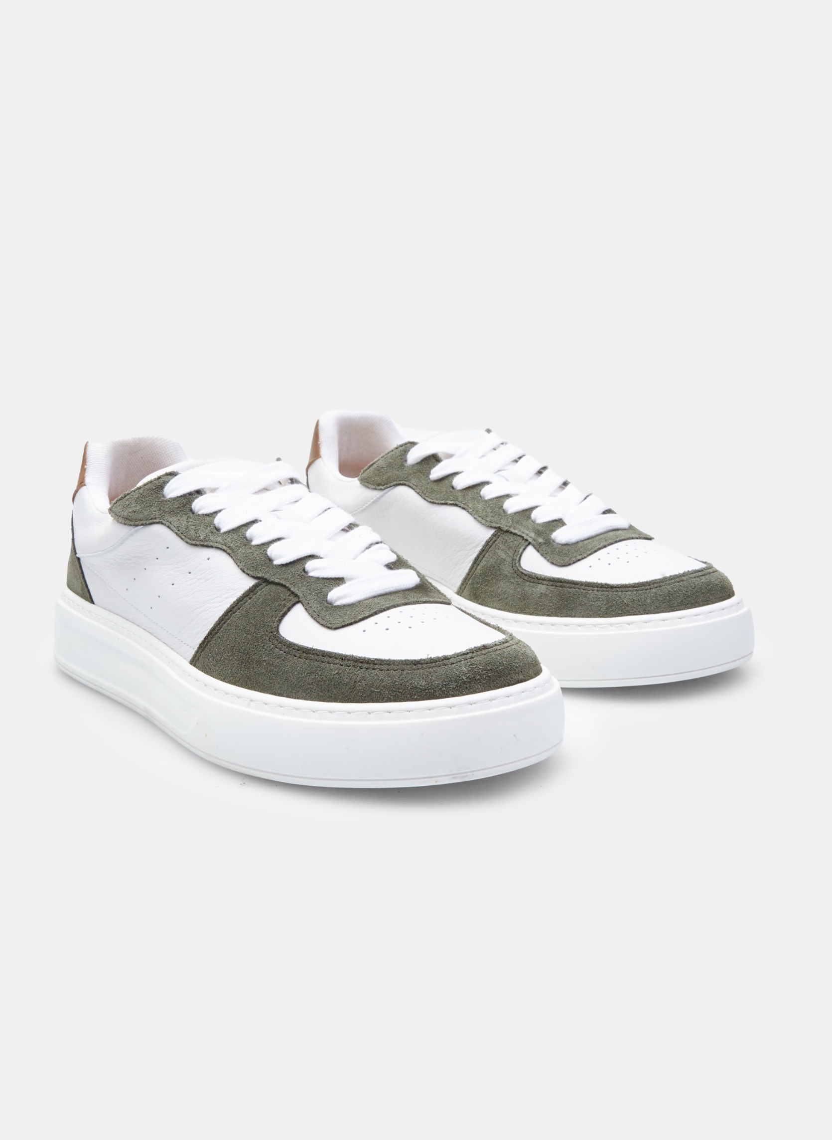 Baskets basses 8441371 homme vert Bata Baskets basses 8441371 homme vert Vert