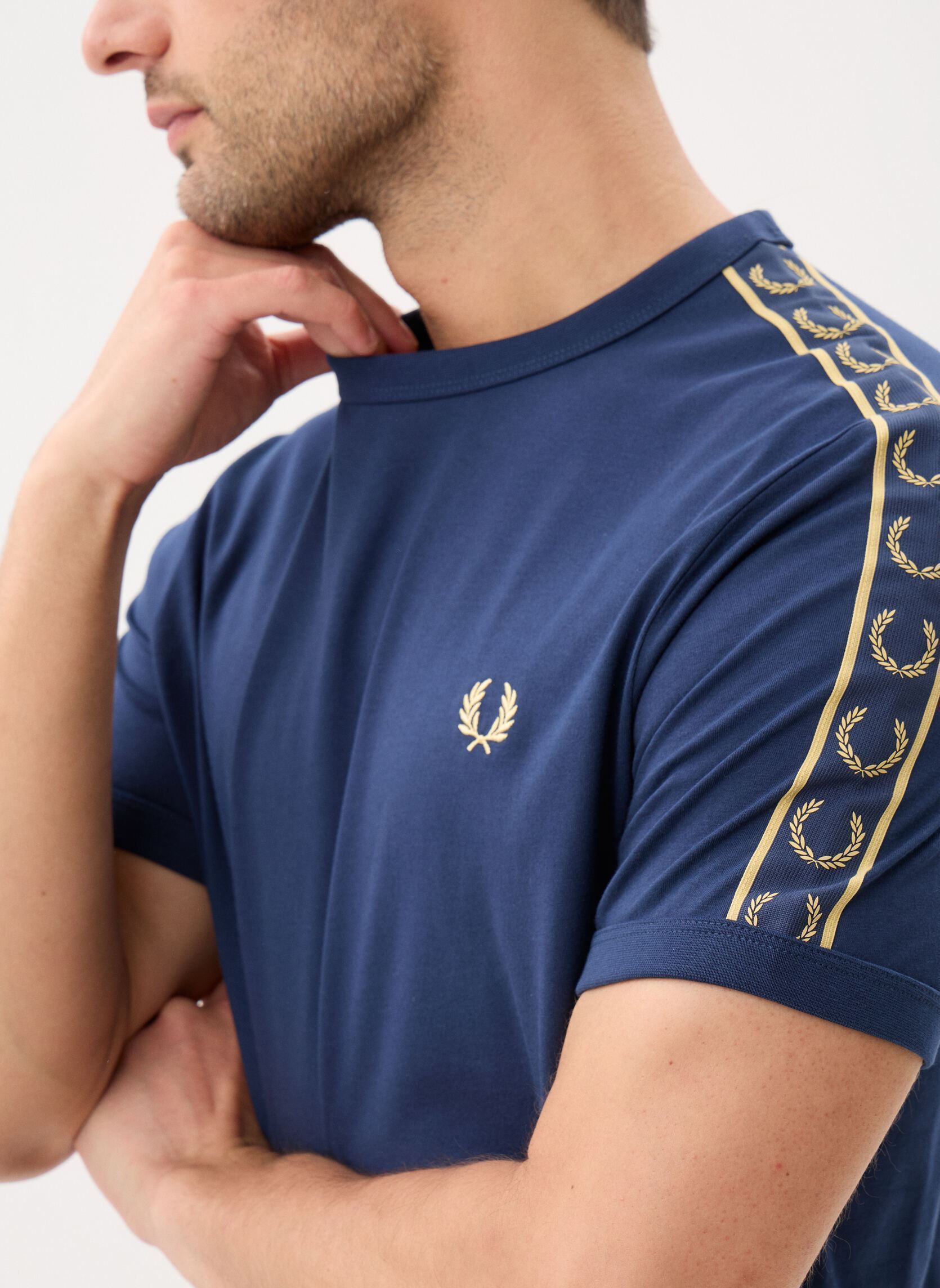Kurzarm-T-Shirts Contrast Tape Ringer T-Shirt herren blau Fred Perry Kurzarm-T-Shirts Contrast Tape Ringer T-Shirt herren blau TENNISB/CHAMPAGN