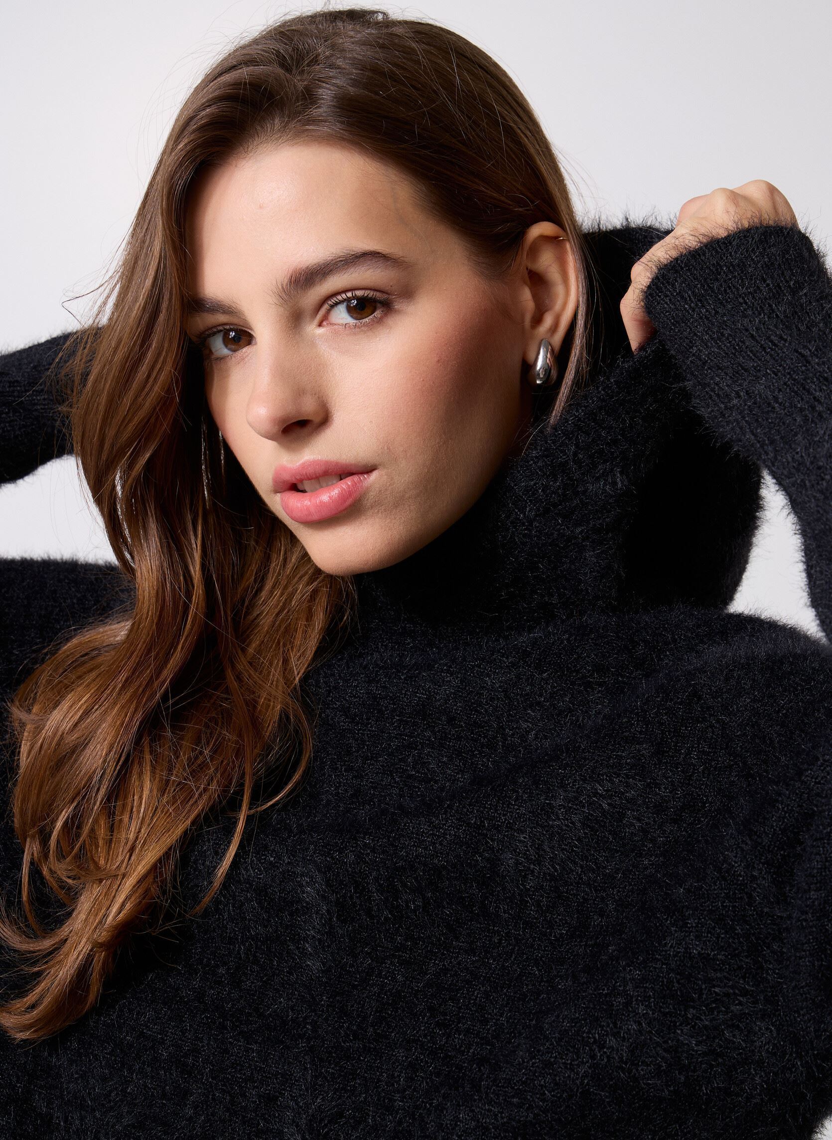 Hoodies Antonina Pull dames zwart Gertrude Hoodies Antonina Pull dames zwart BLACK