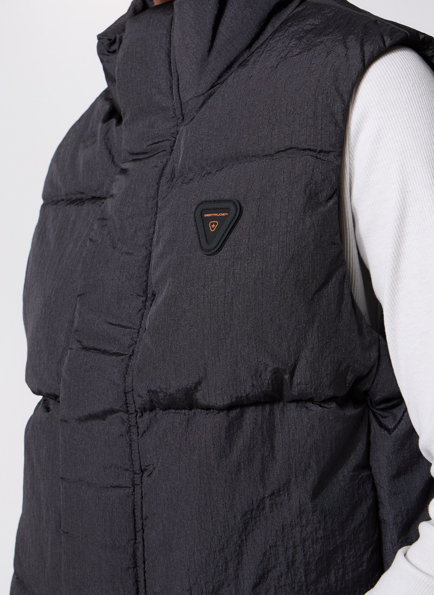 Daunenwesten Cesario-R Doudoune schwarz Gertrude Daunenwesten Cesario-R Doudoune schwarz BLACK